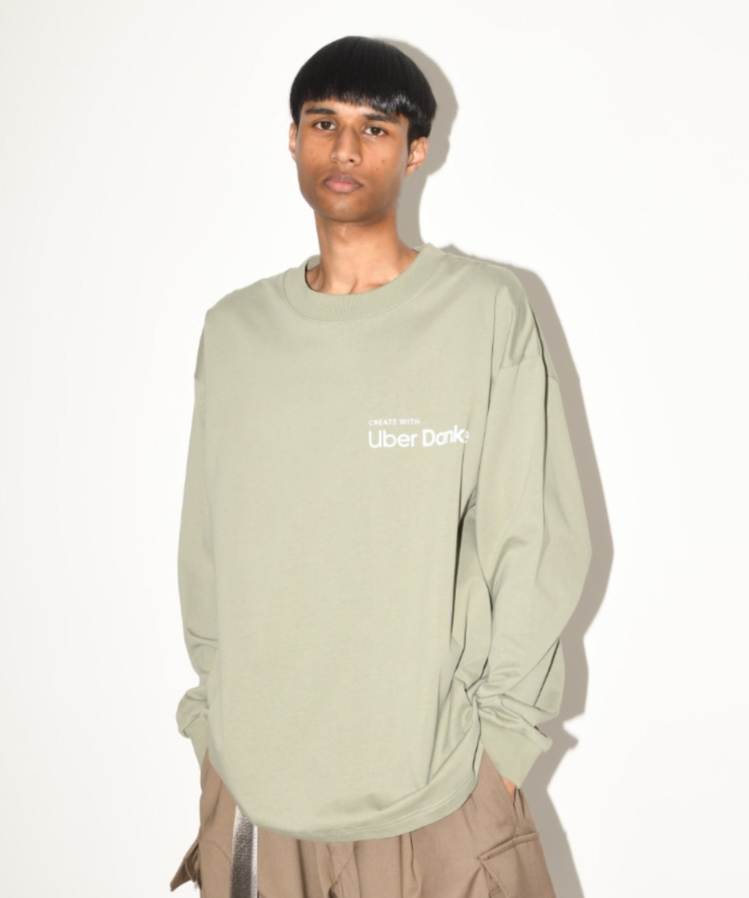 Uber Danke' L/S T-shirt - white