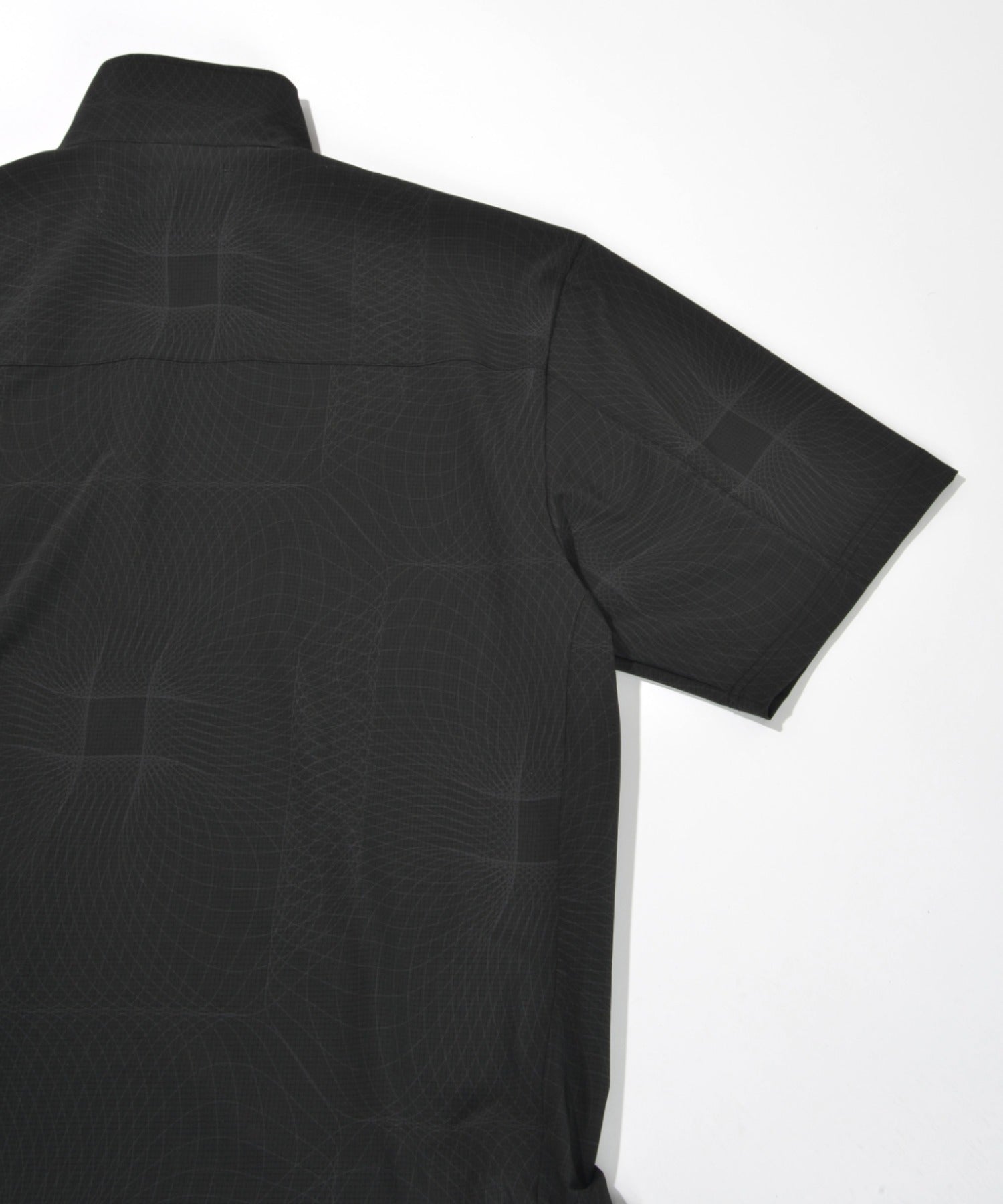 Technical S/S high-zip pullover - black