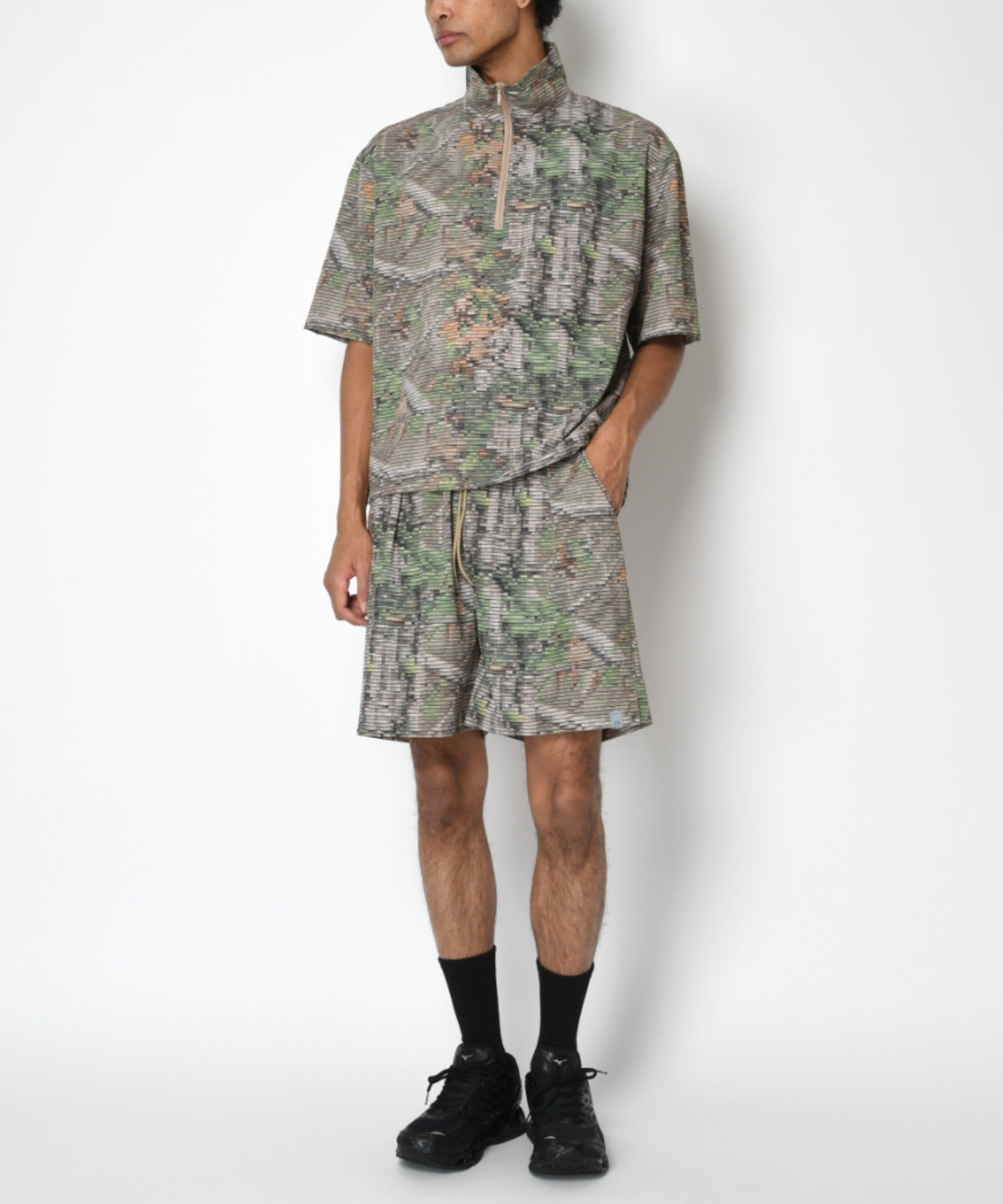 Technical S/S high-zip pullover - mosictree