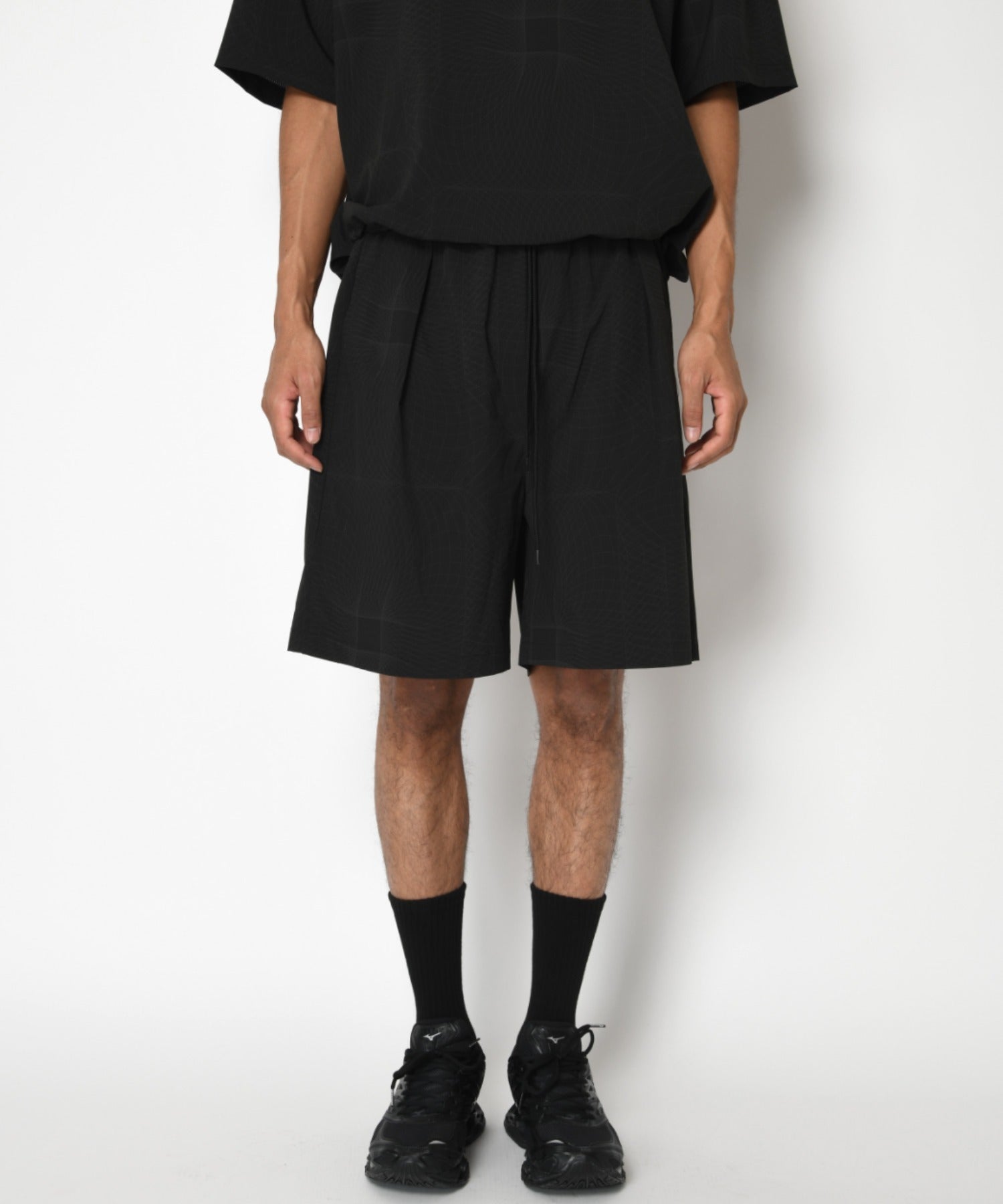 Technical easy shorts - lineblack