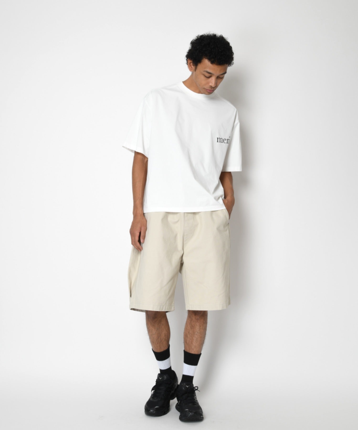 Pigment dyed Twill side-tuck shorts - ivory
