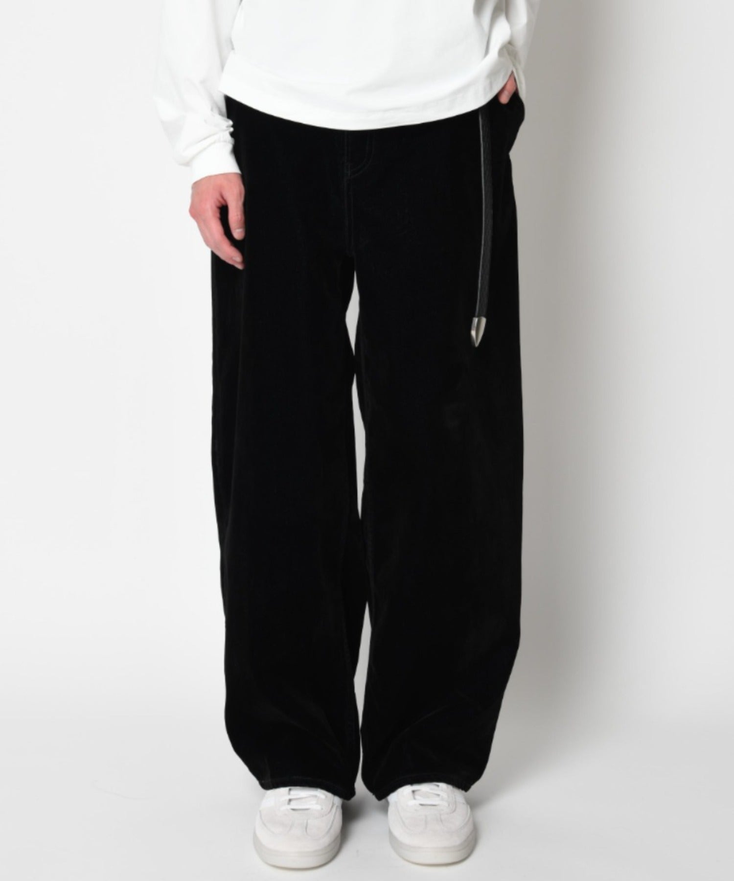 Black flocky denim barrel leg trousers - onewash black