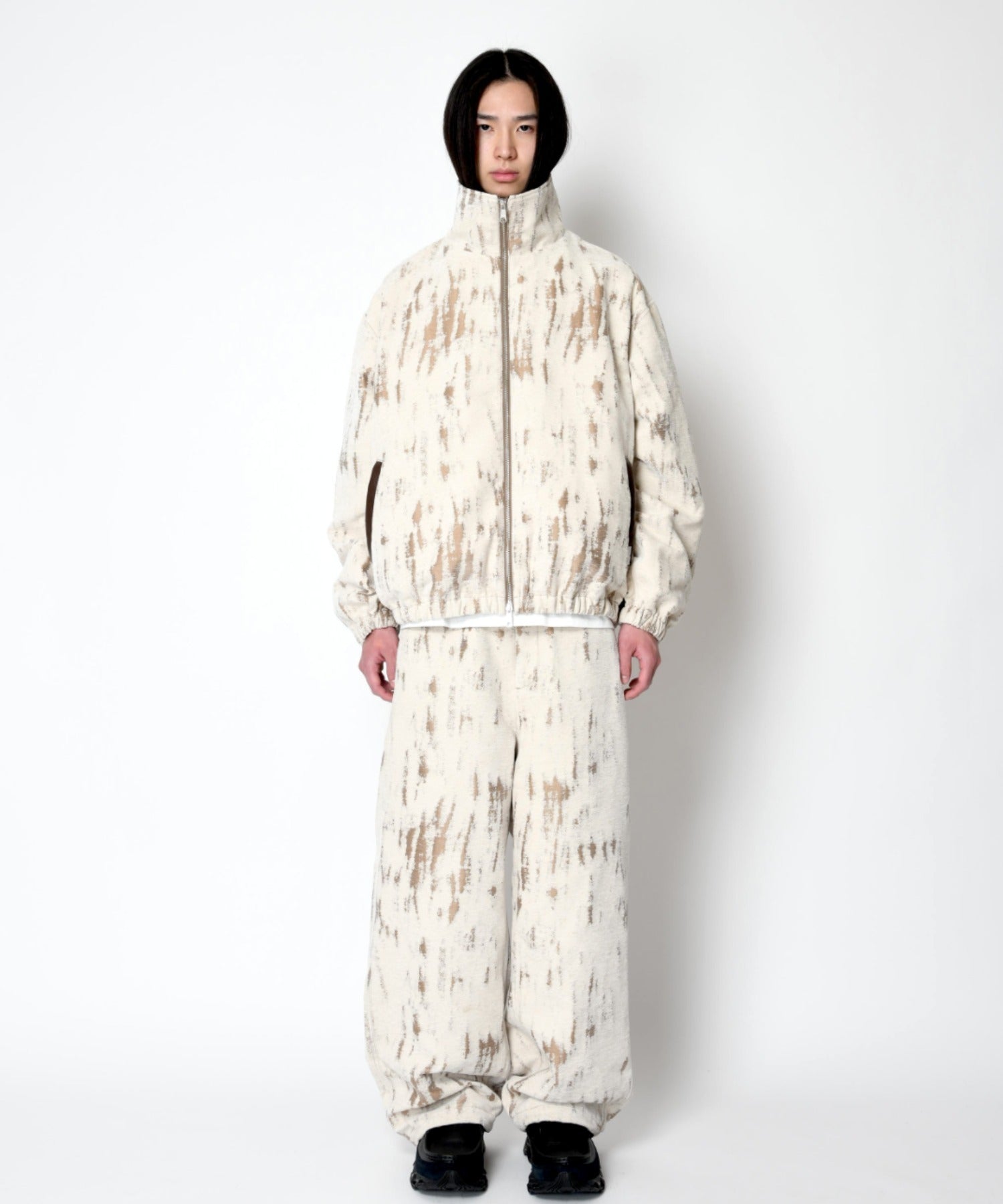 Damage jacquard stand-collar zip blouson - ivory / beige