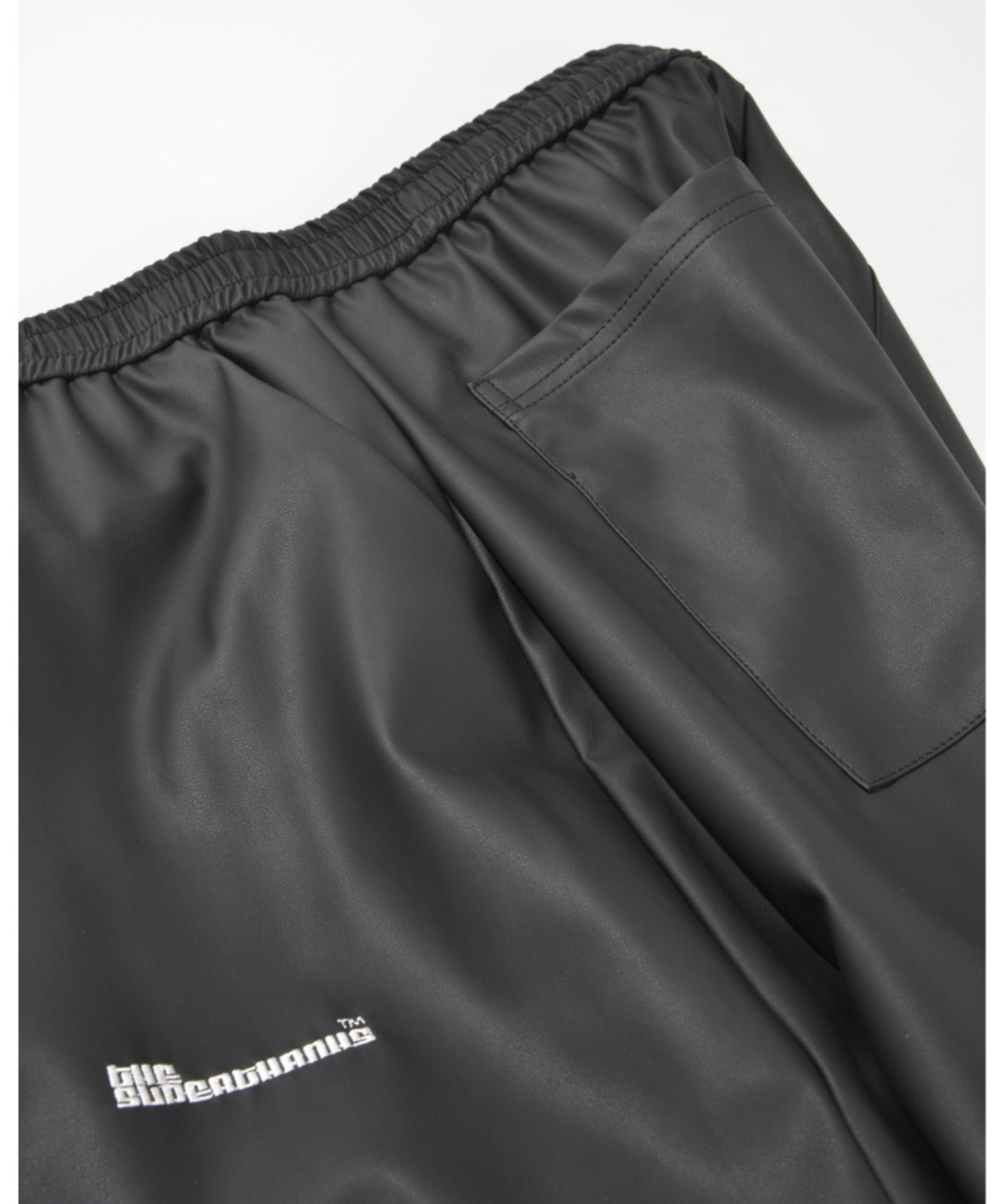 Side-tuck balloon pants - matte black