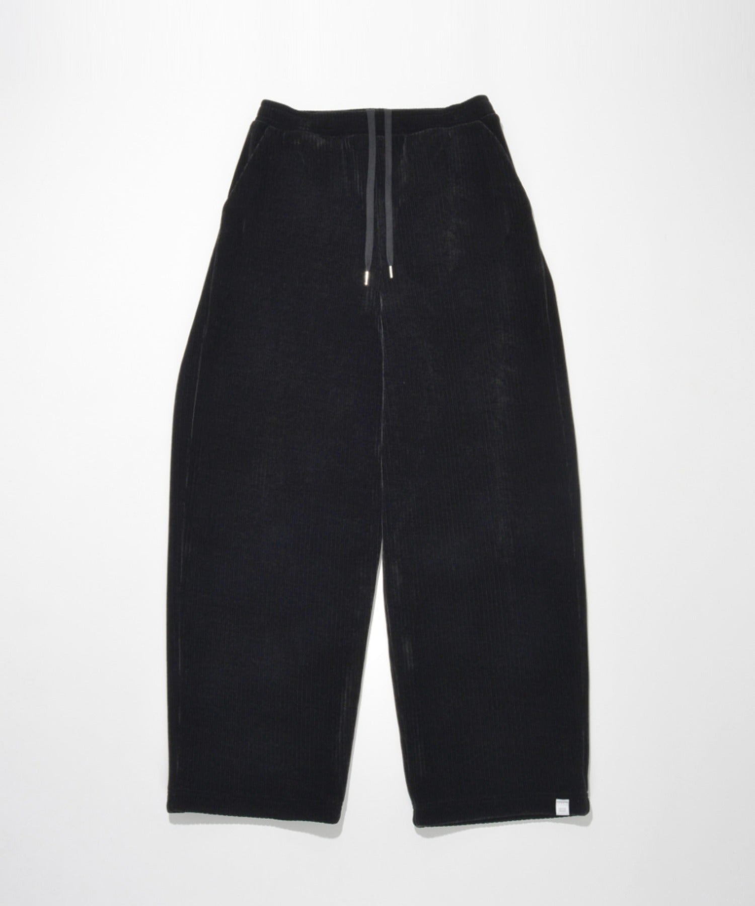 Stretch corduroy Side-tuck balloon pants（刺繍無） - black