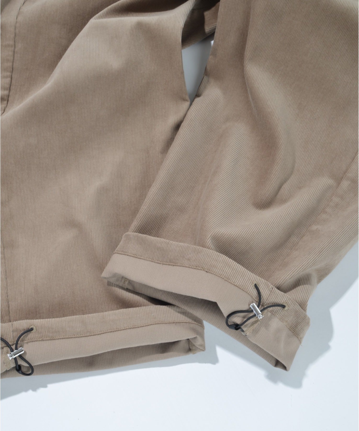 Corduroy Side-tuck Wide Pants- black
