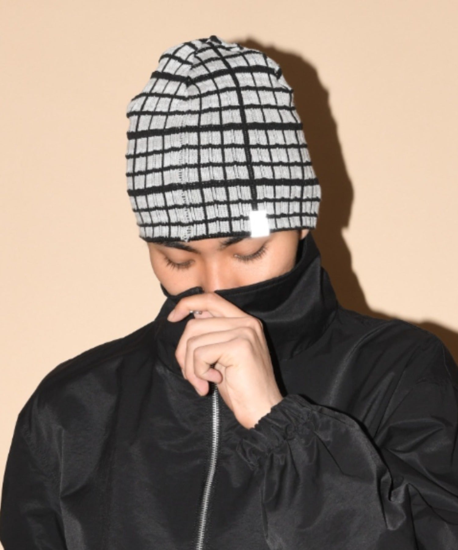 Graph check Knit Reversible Beanie - cream/brown