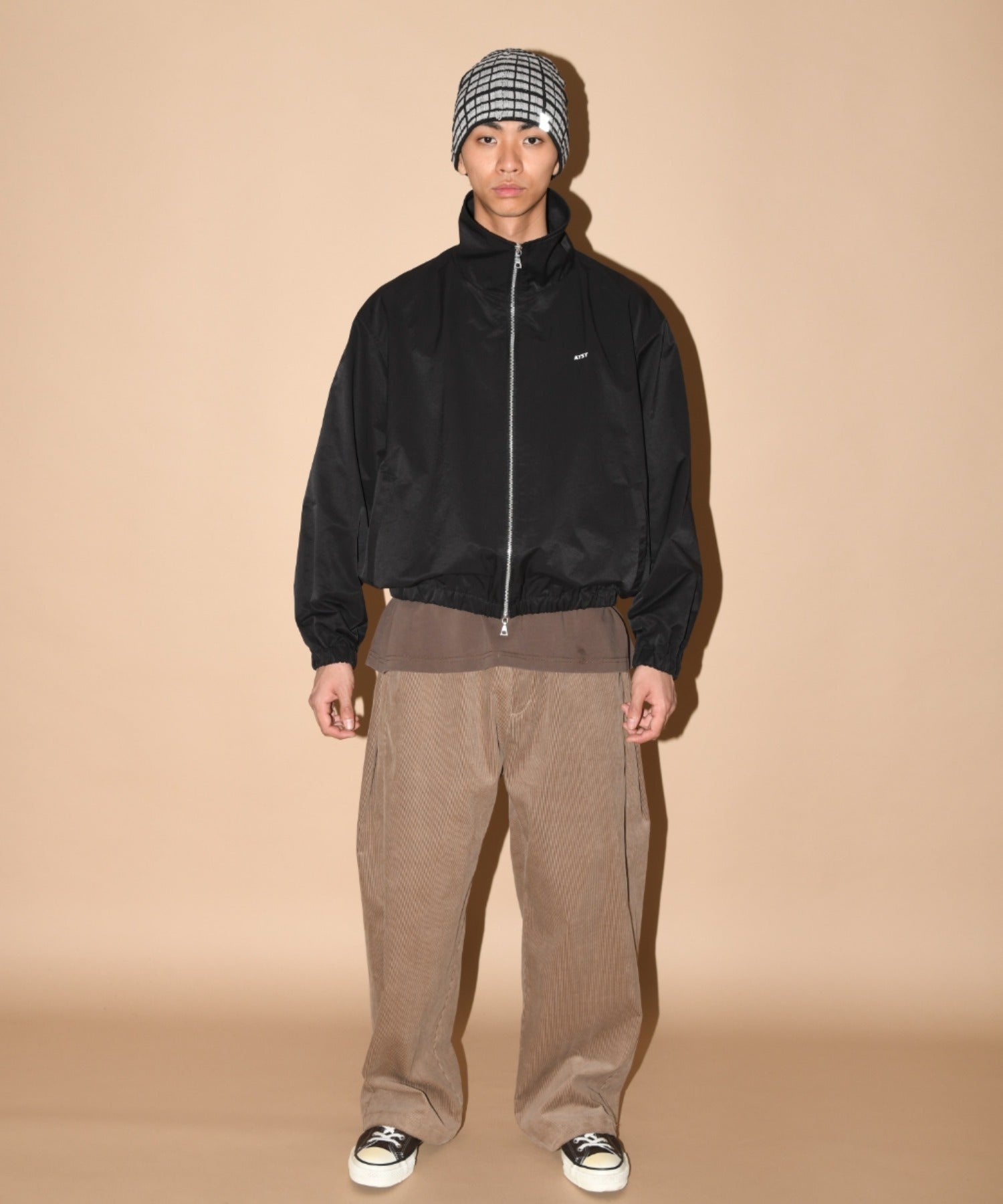 Zip-up Short Jacket - black