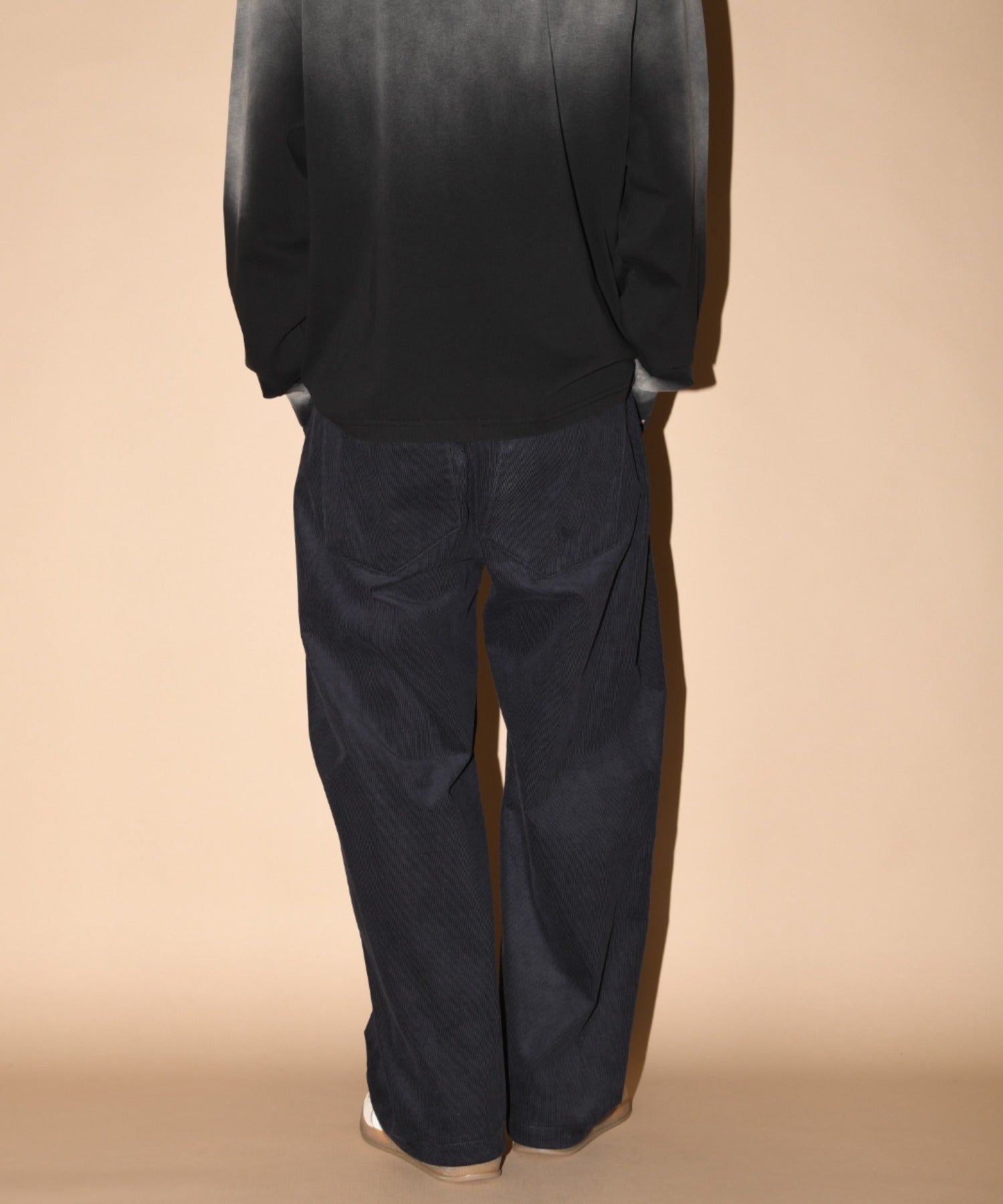 Corduroy Side-tuck Wide Pants- brown