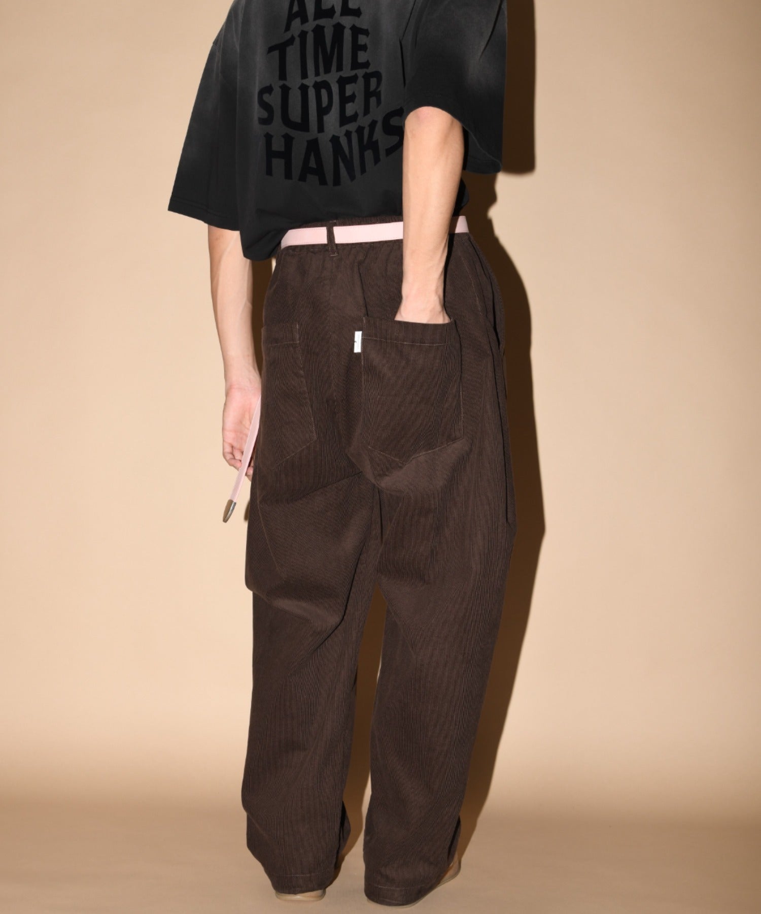 Corduroy Side-tuck Wide Pants- brown