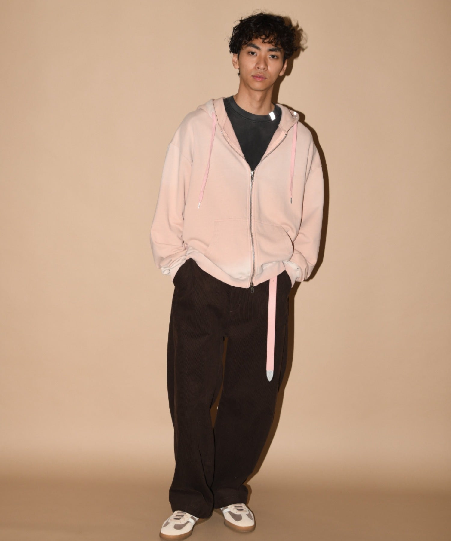 Corduroy Side-tuck Wide Pants- brown