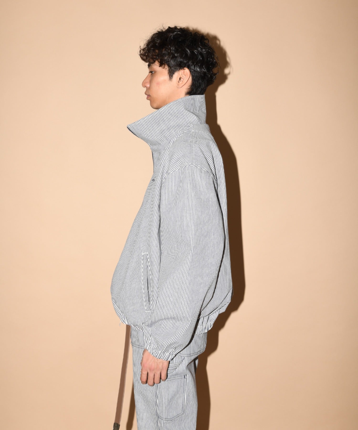 Zip-up Short Jacket - pink