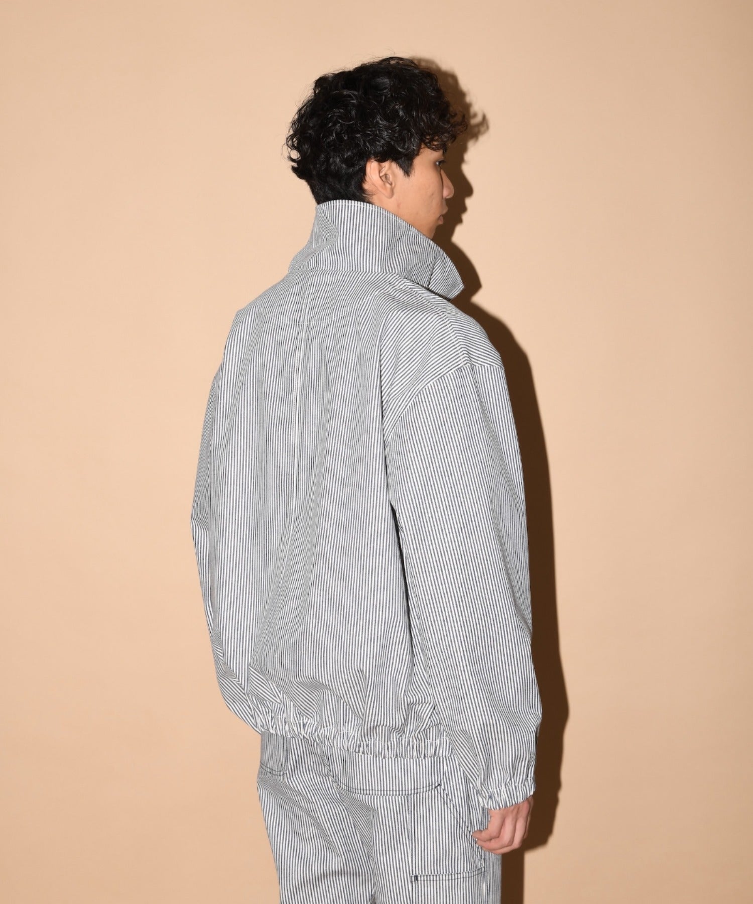 Zip-up Short Jacket - pink