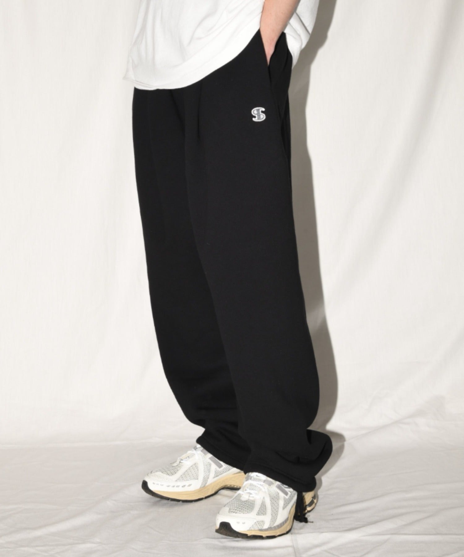 無地ワンポイント裏起毛スウェットパンツ/Wide sweat trousers - navy