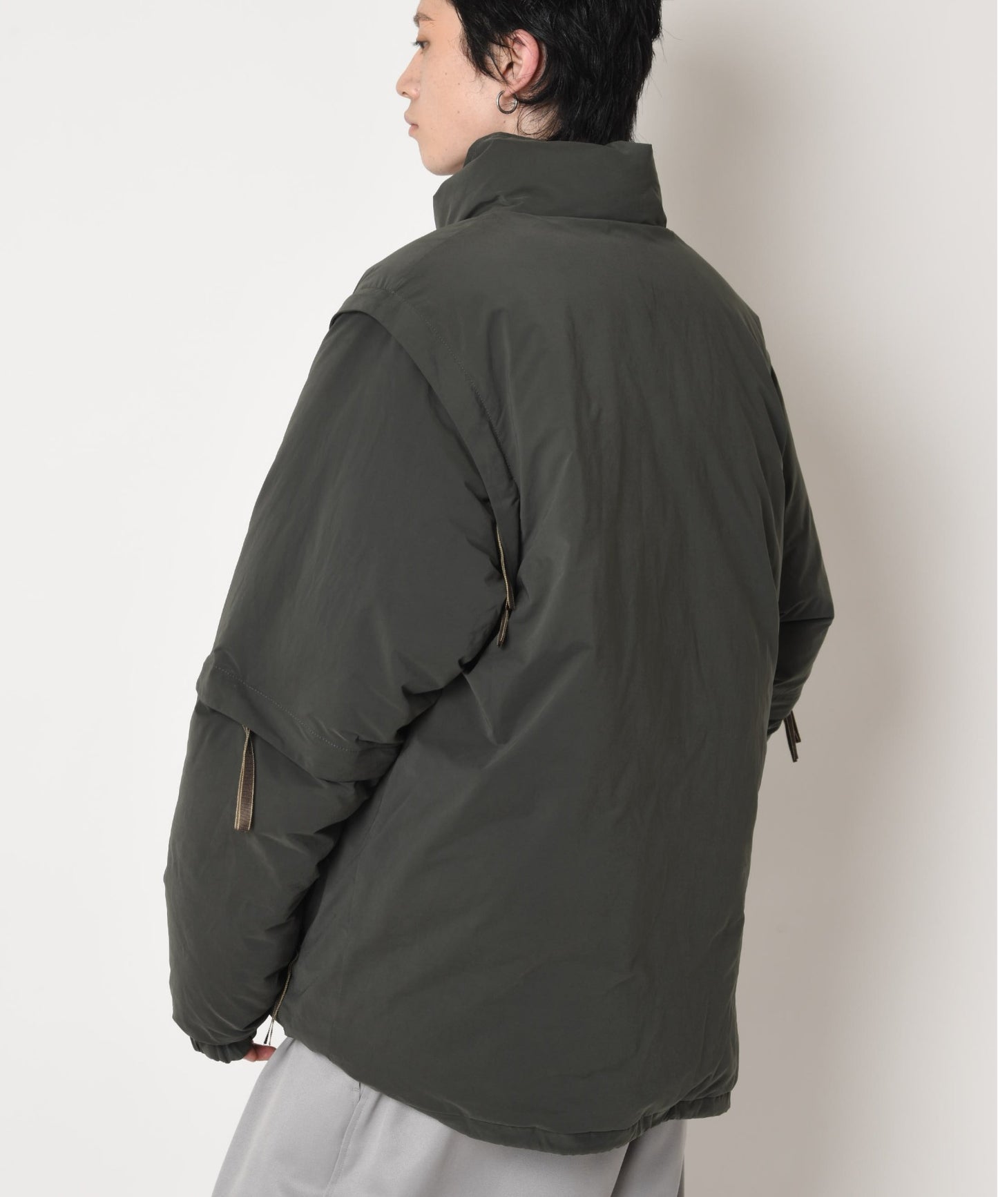 Extende puffer jacket - black