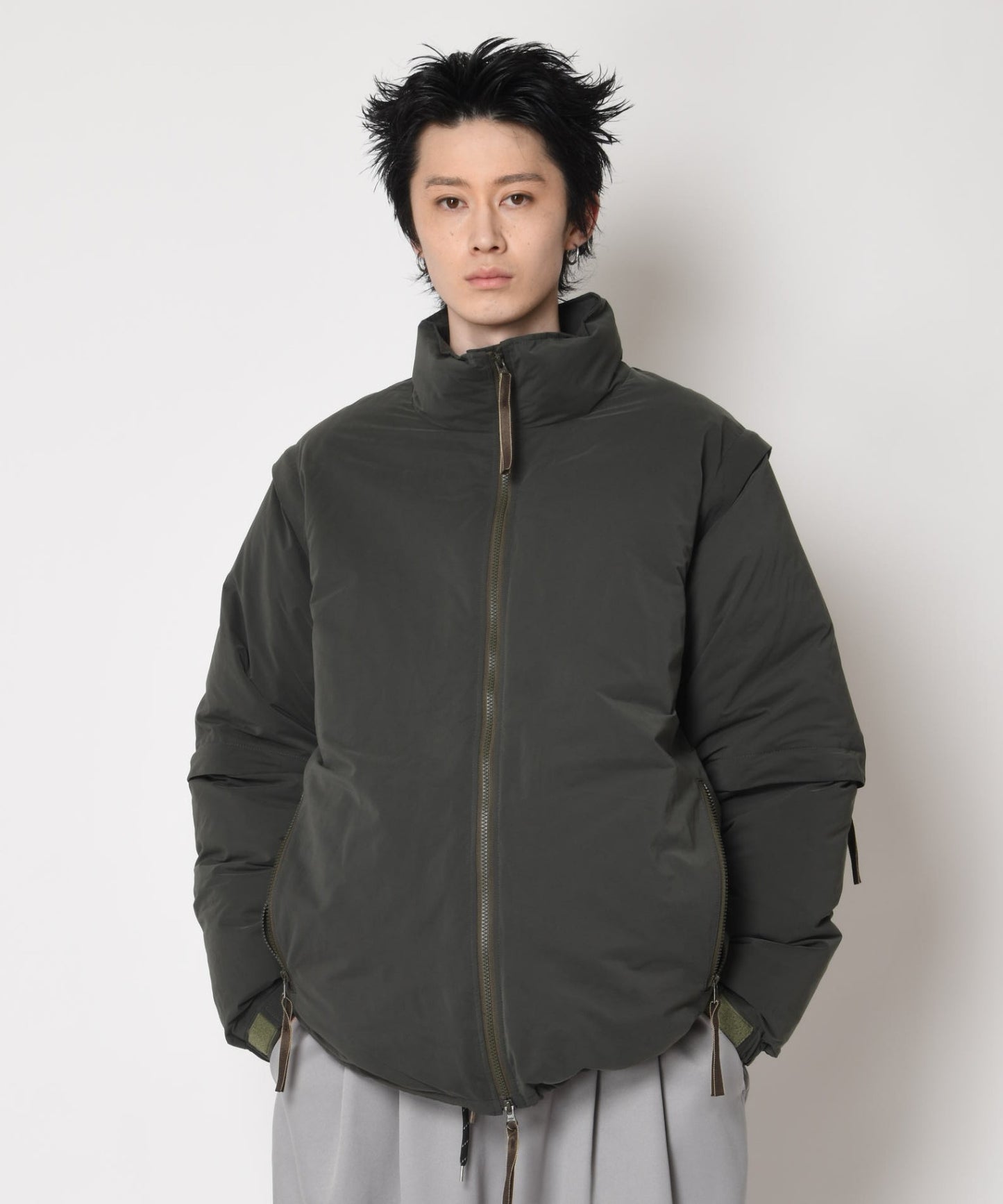 Extende puffer jacket - black