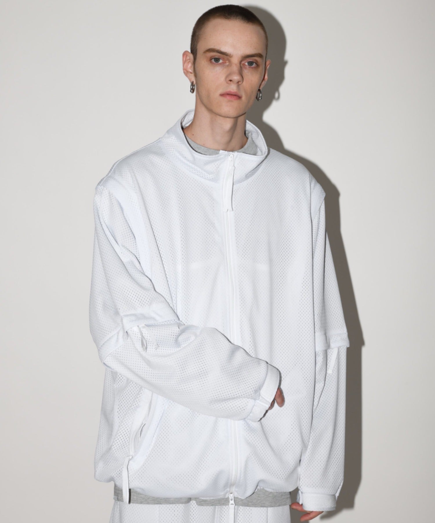 Technical mesh extende - white