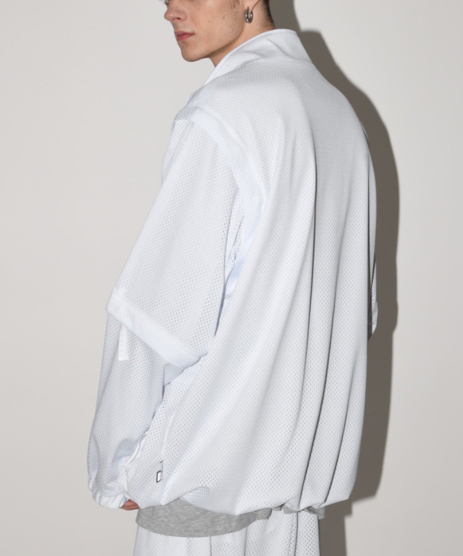 Technical mesh extende - white