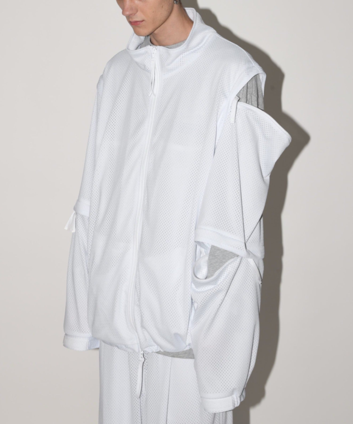 Technical mesh extende - white