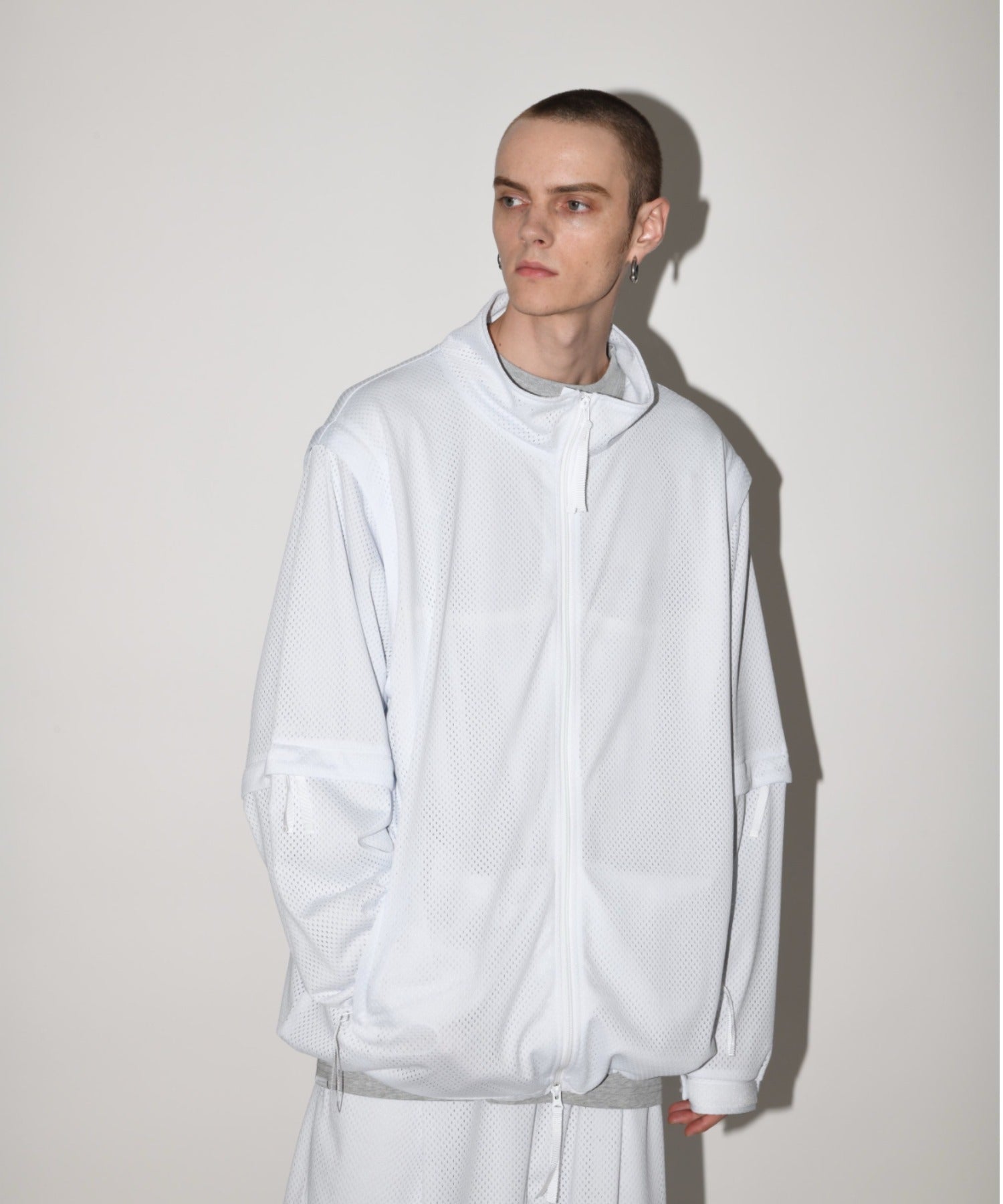 Technical mesh extende - white