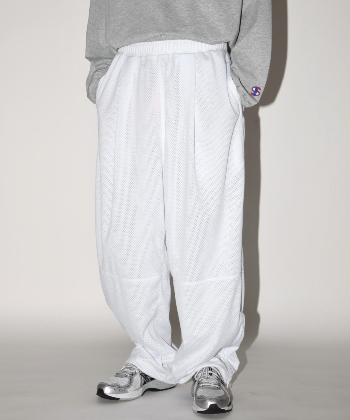 Technical mesh over trousers - navy