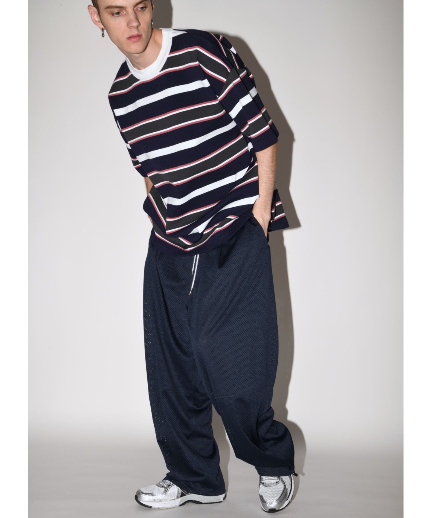 Technical mesh over trousers - navy