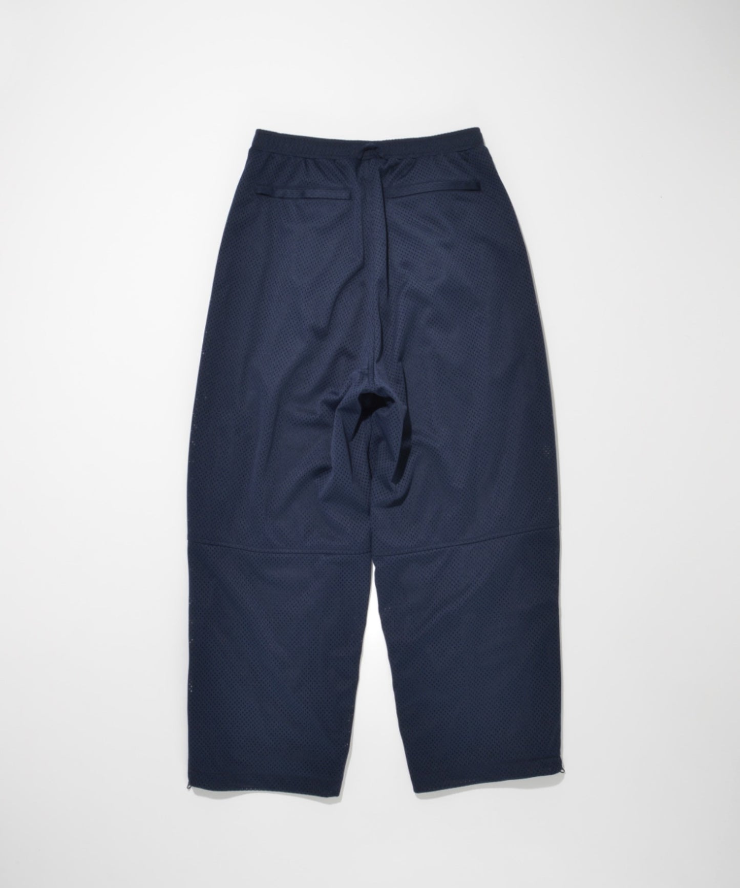 Technical mesh over trousers - navy