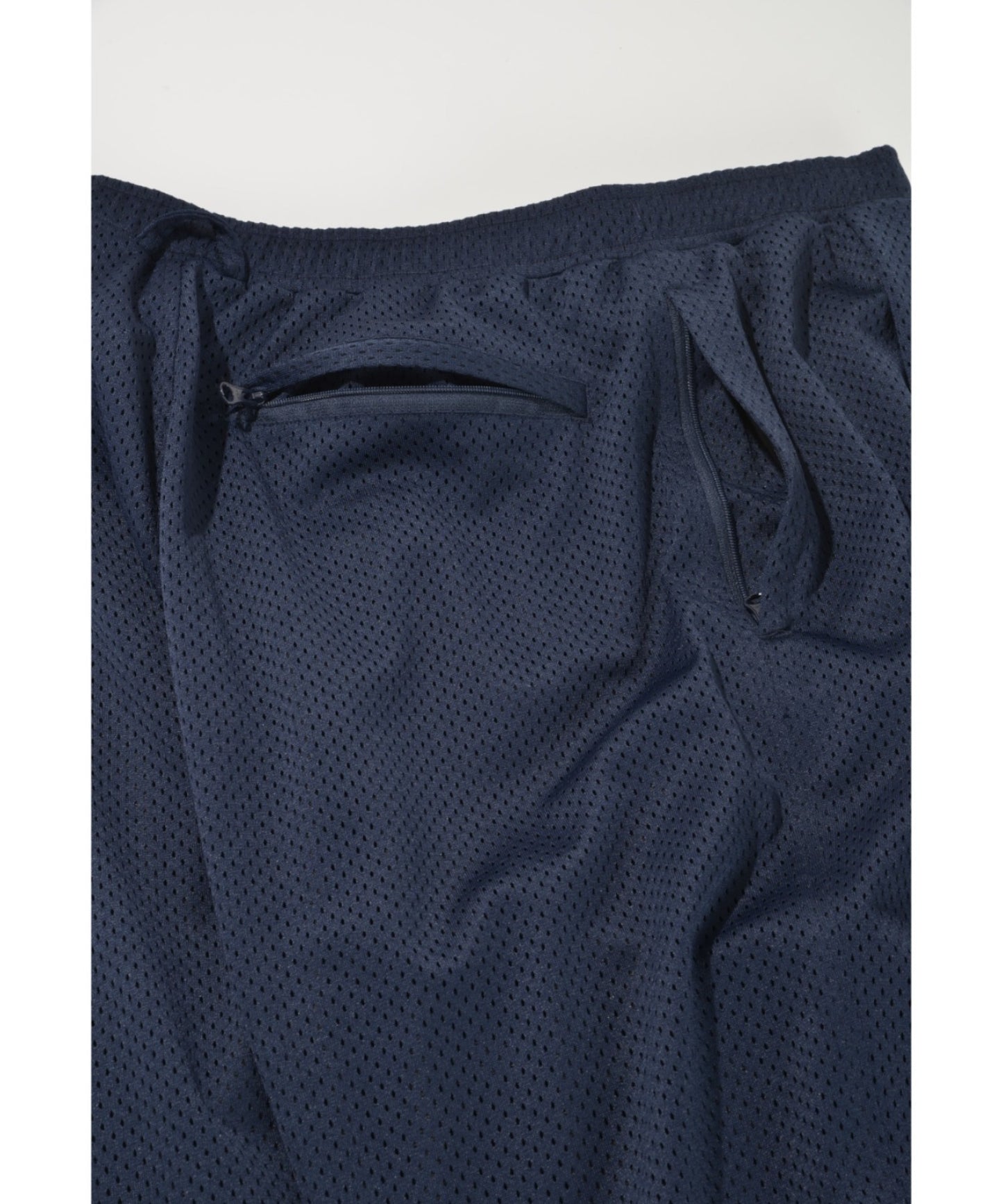 Technical mesh over trousers - black