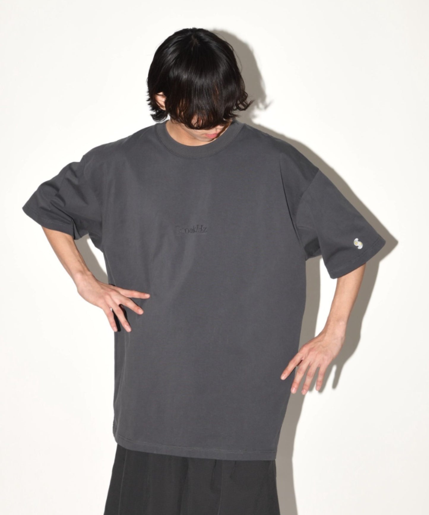 "Sound" S/S T-shirt - black