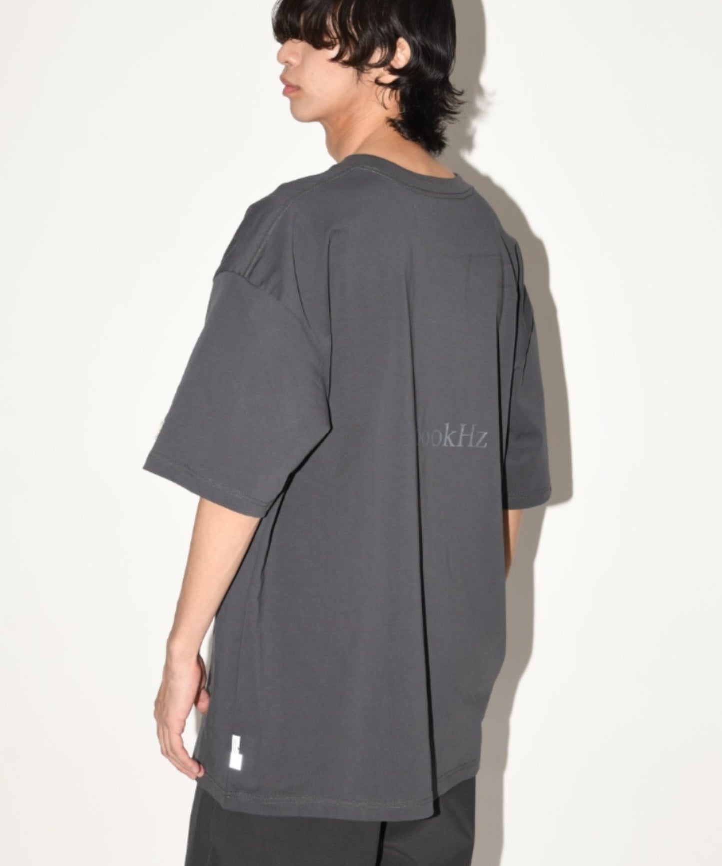 "Sound" S/S T-shirt - black