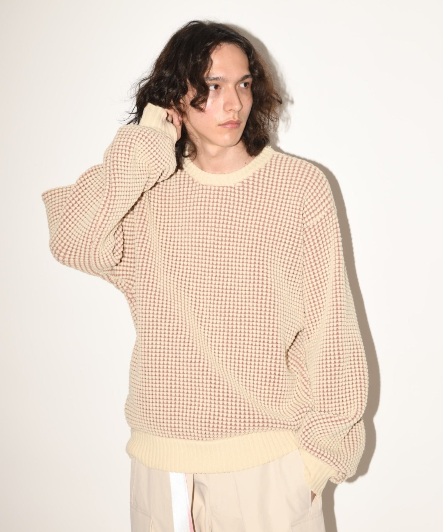 Popcorn crew neck knit - black