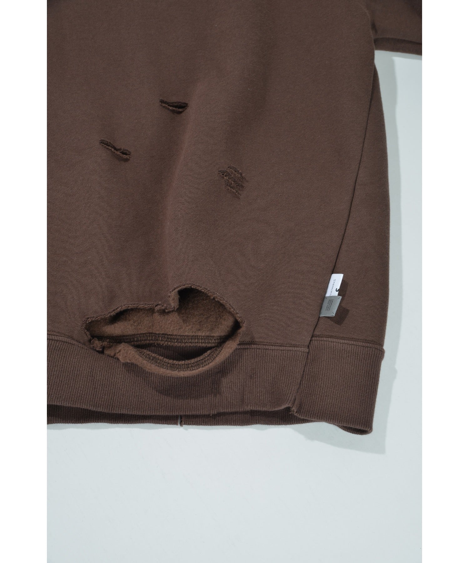 "haute" damage sweat crew neck - brown