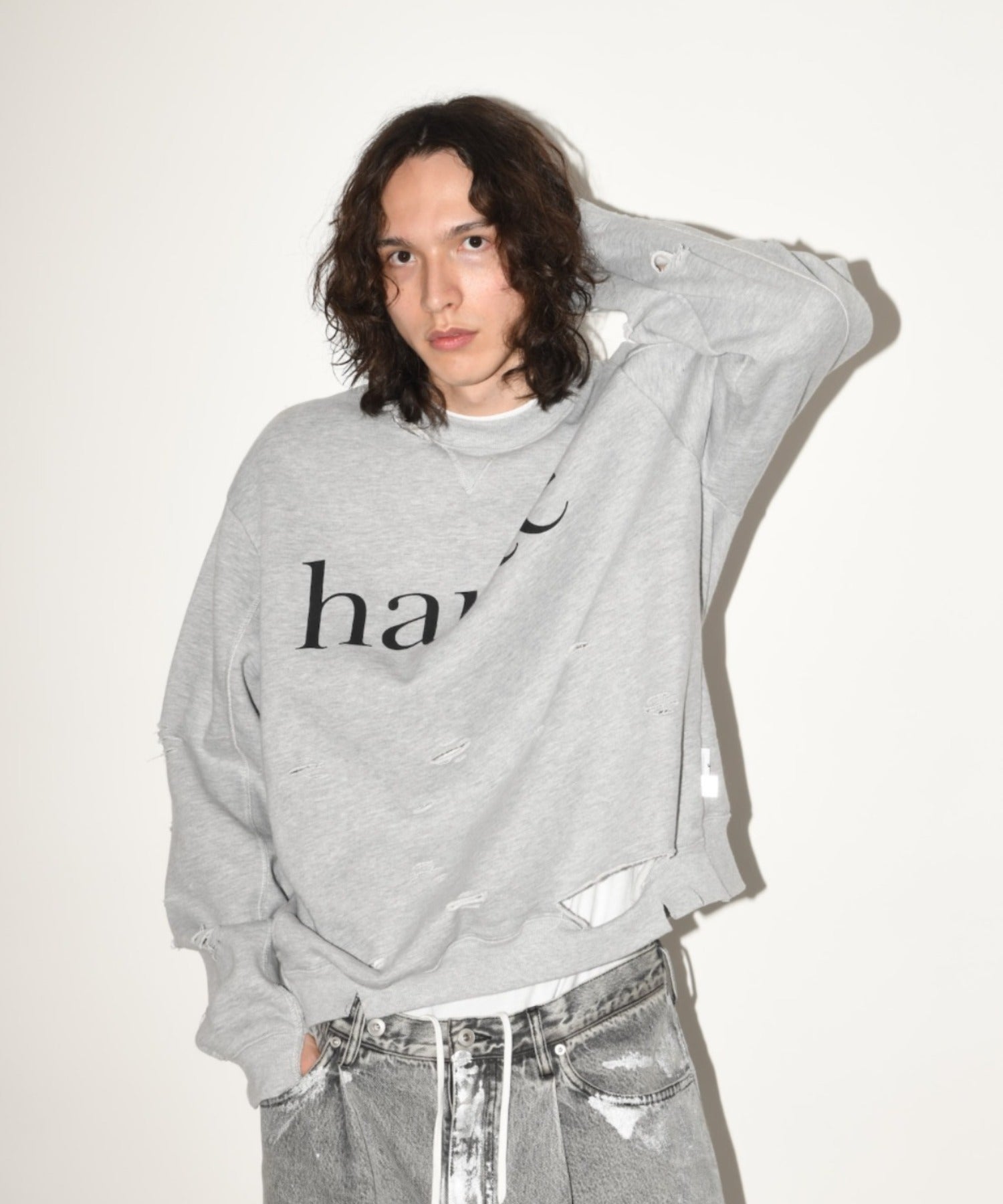 "haute" damage sweat crew neck - brown