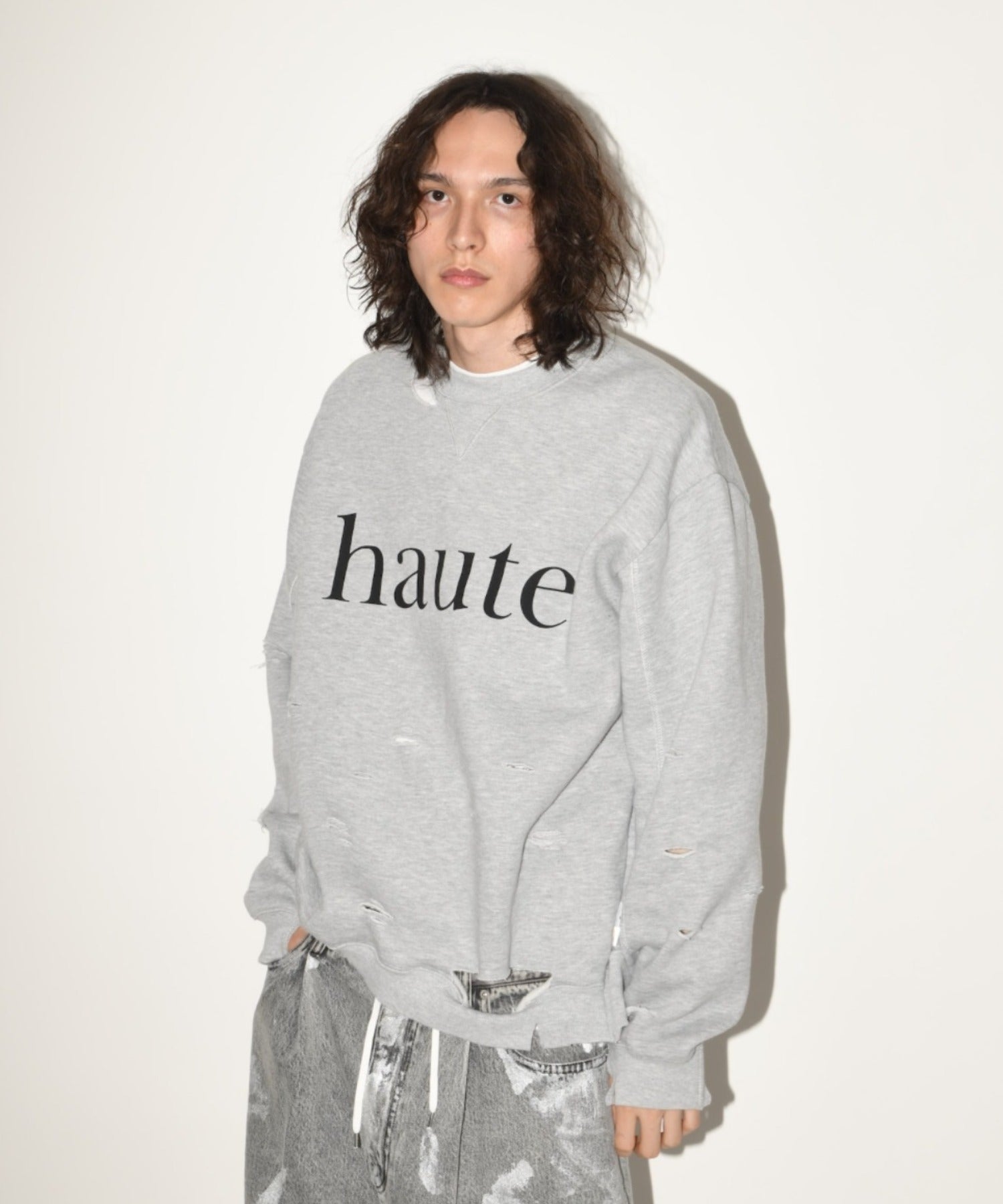 "haute" damage sweat crew neck - brown