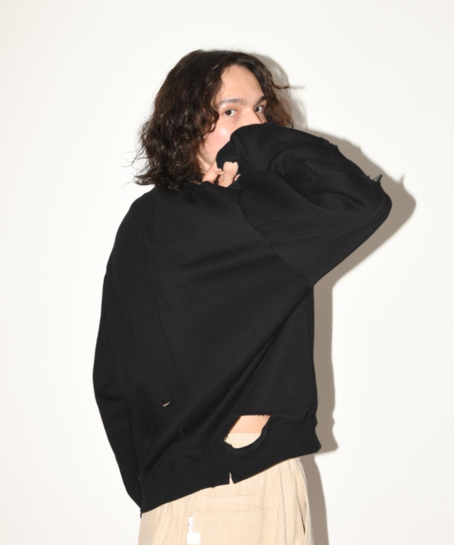 "haute" damage sweat crew neck - brown