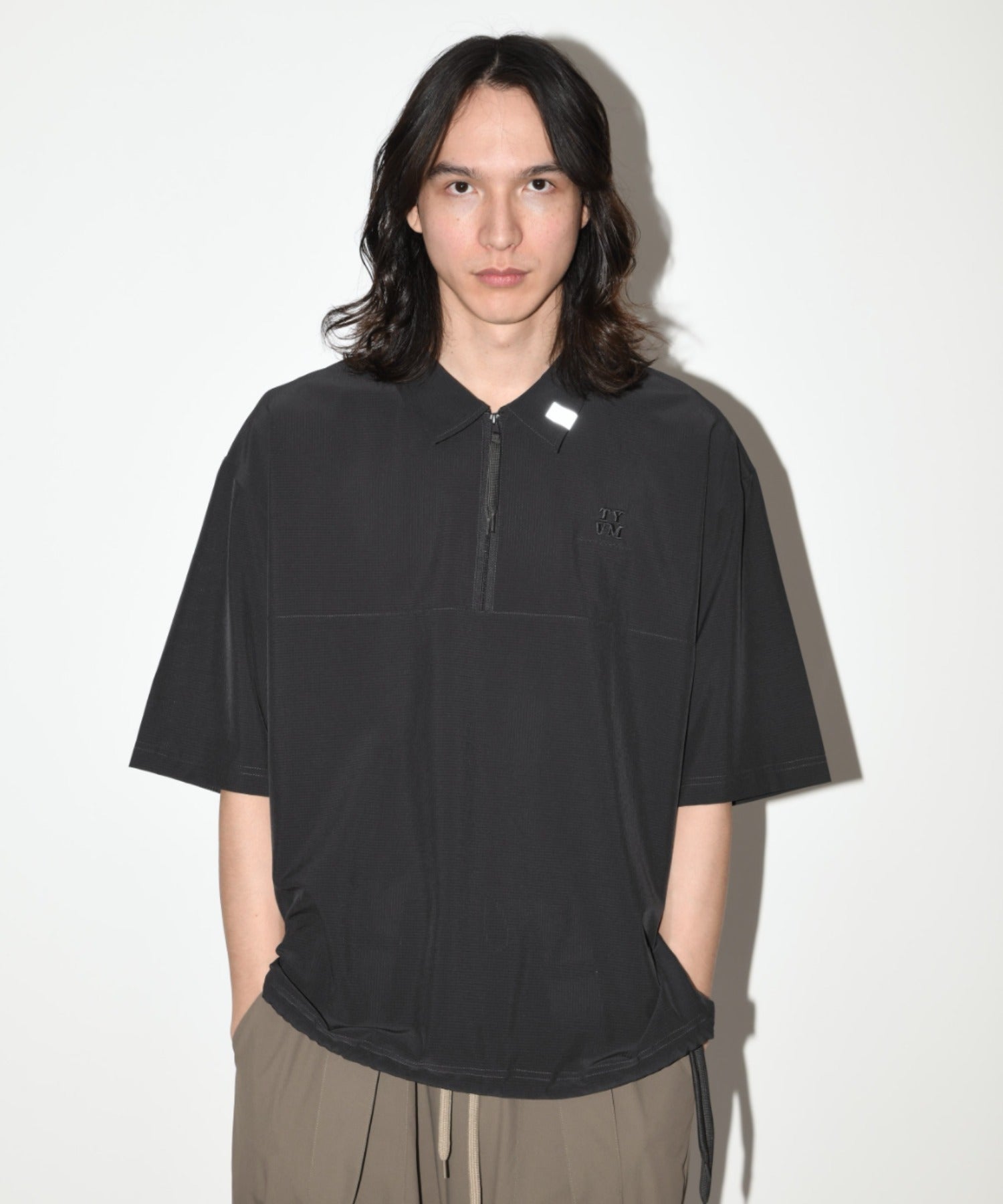Technical S/S zip-pullover c.gray/black