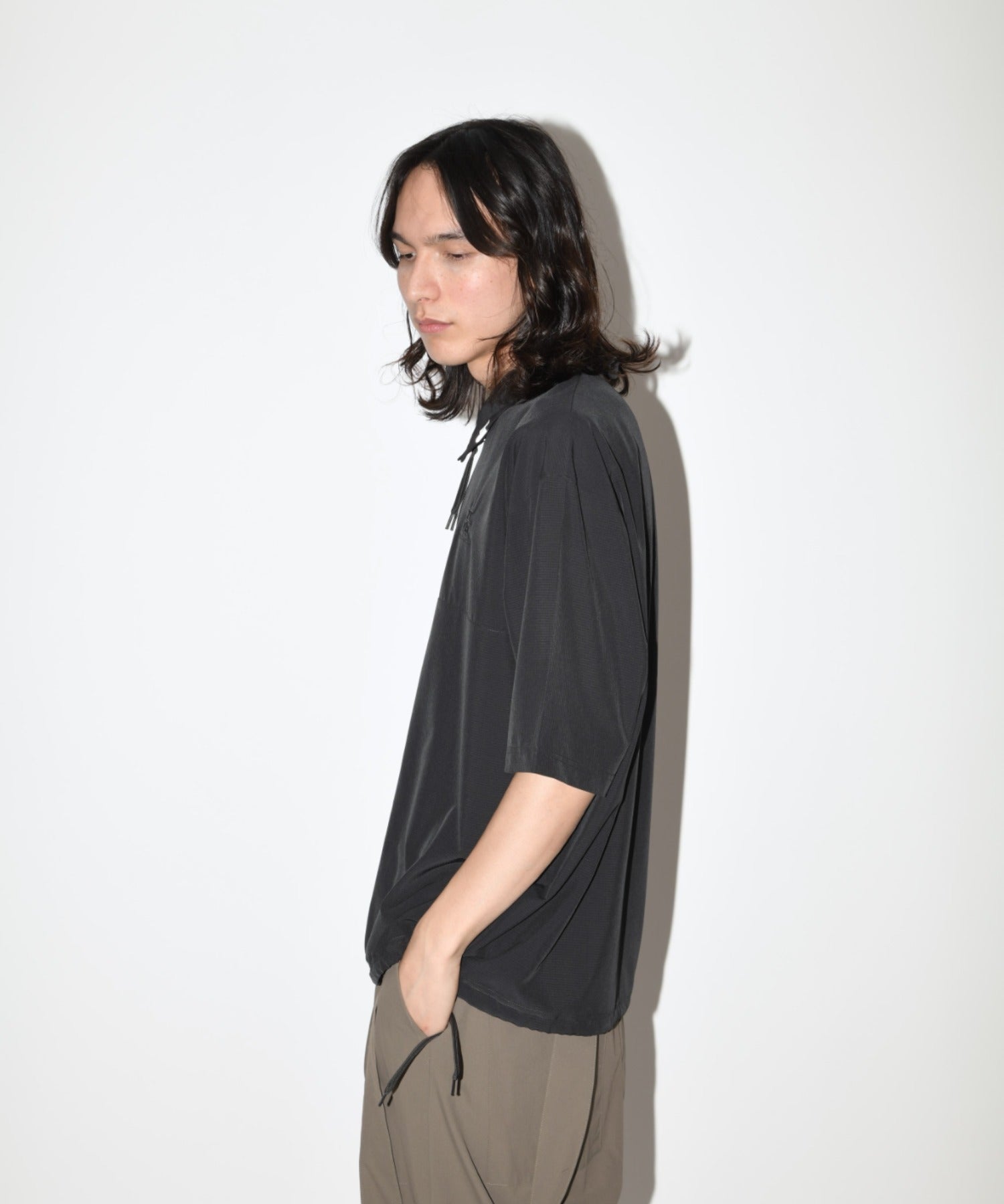 Technical S/S zip-pullover c.gray/black