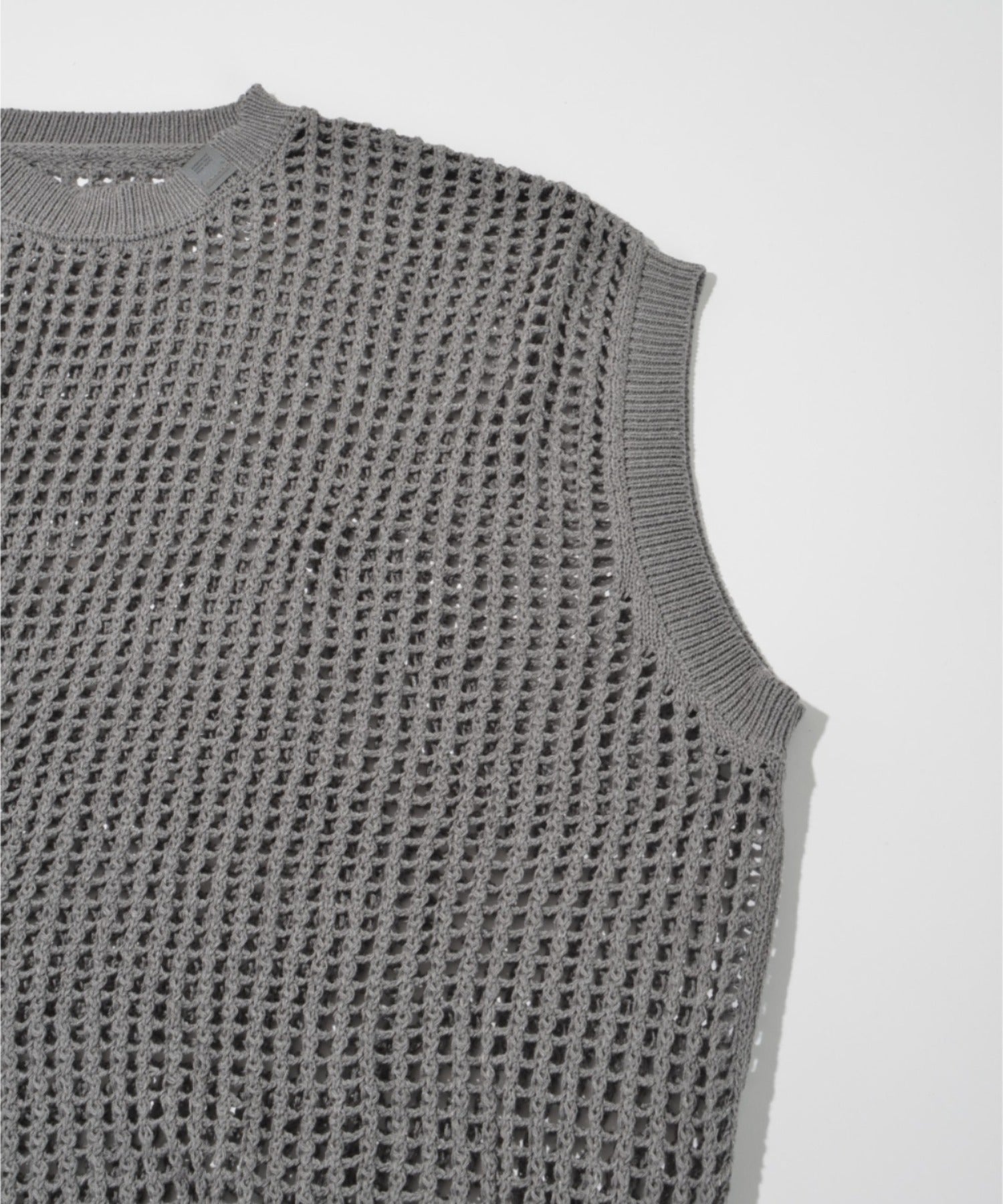 Mesh sleeveless - white