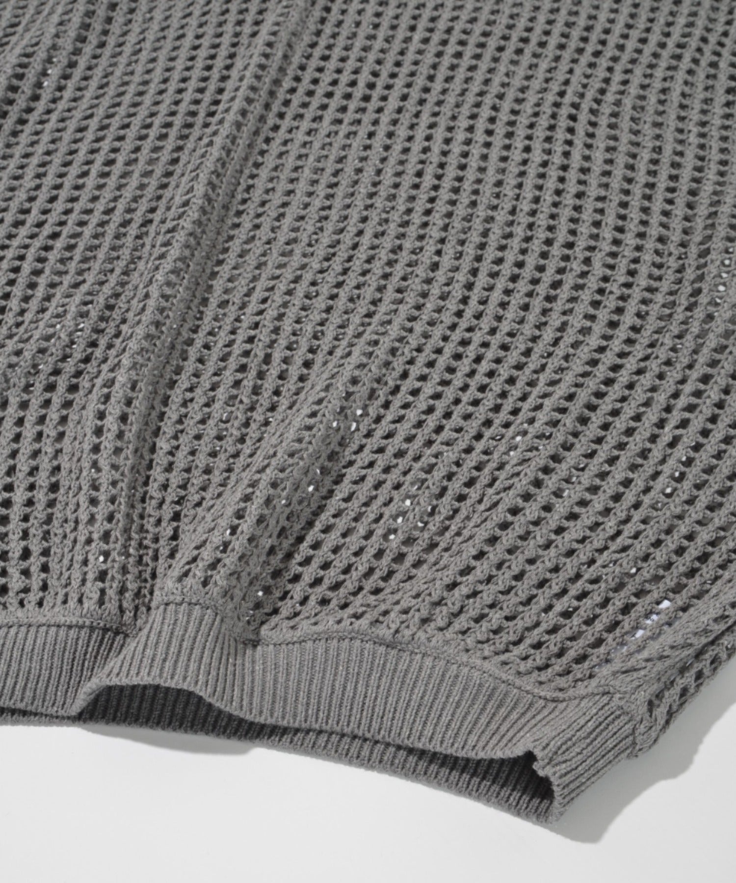 Mesh sleeveless - khaki
