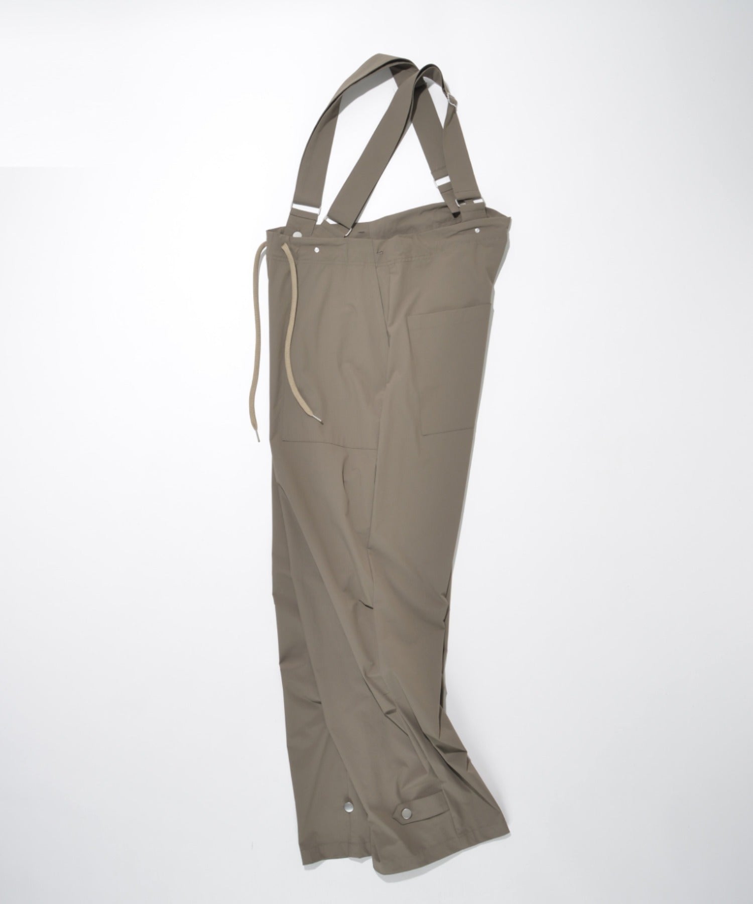 Changing Overalls -c.gray