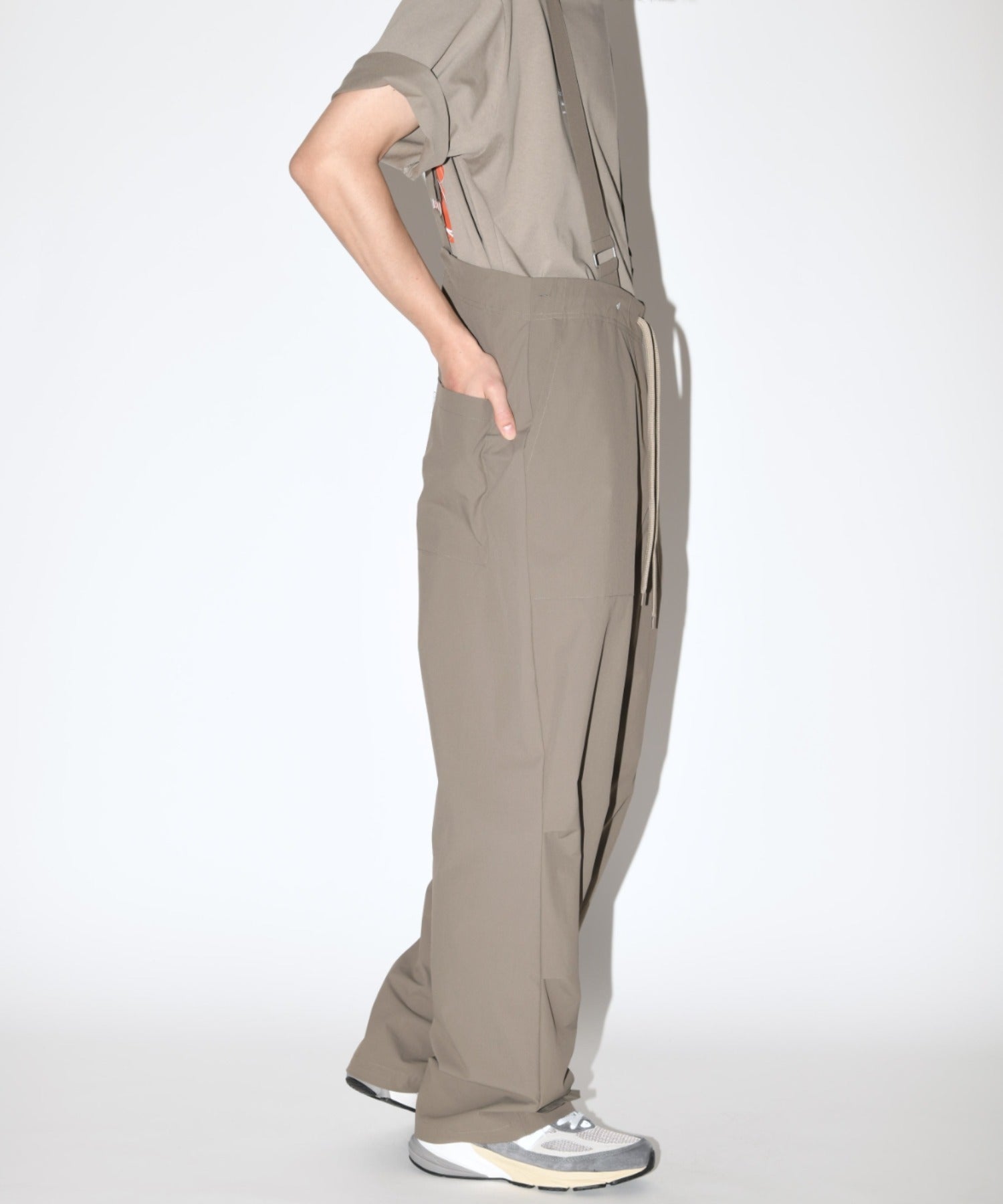 Changing Overalls -c.gray