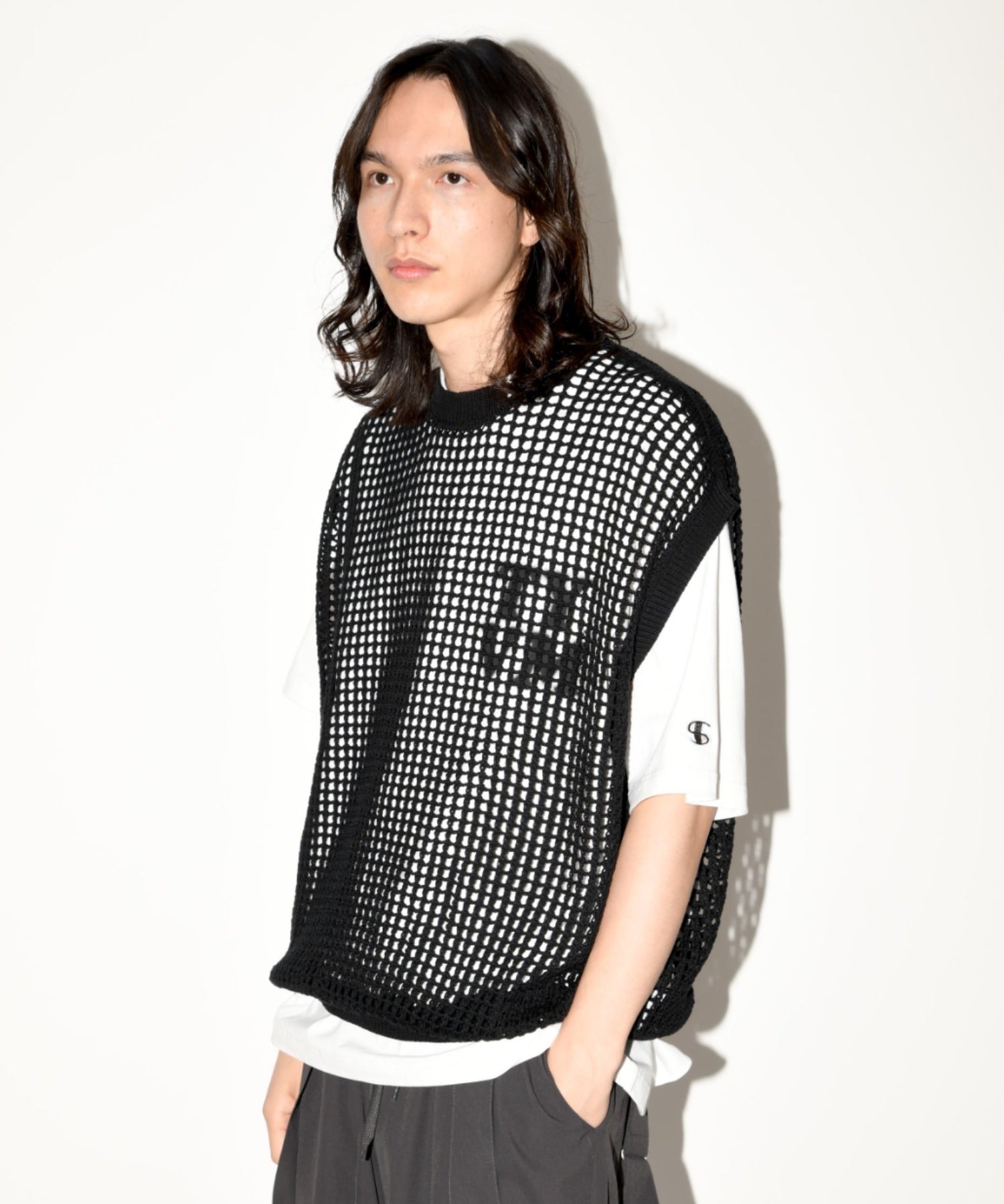 ”Dot TYVM" S/S T-shirt - black