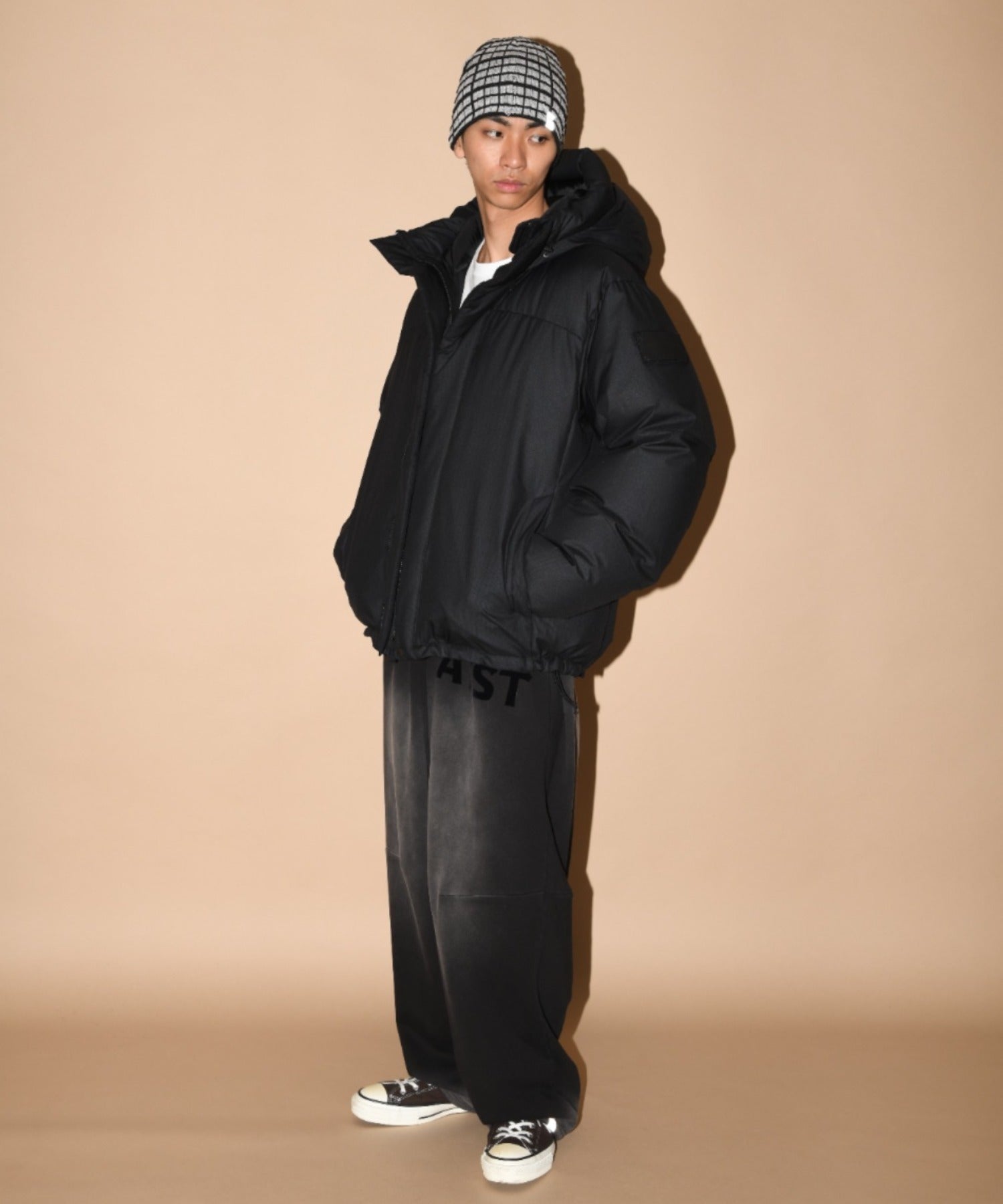 AOAP Collaboration Down Jacket - black