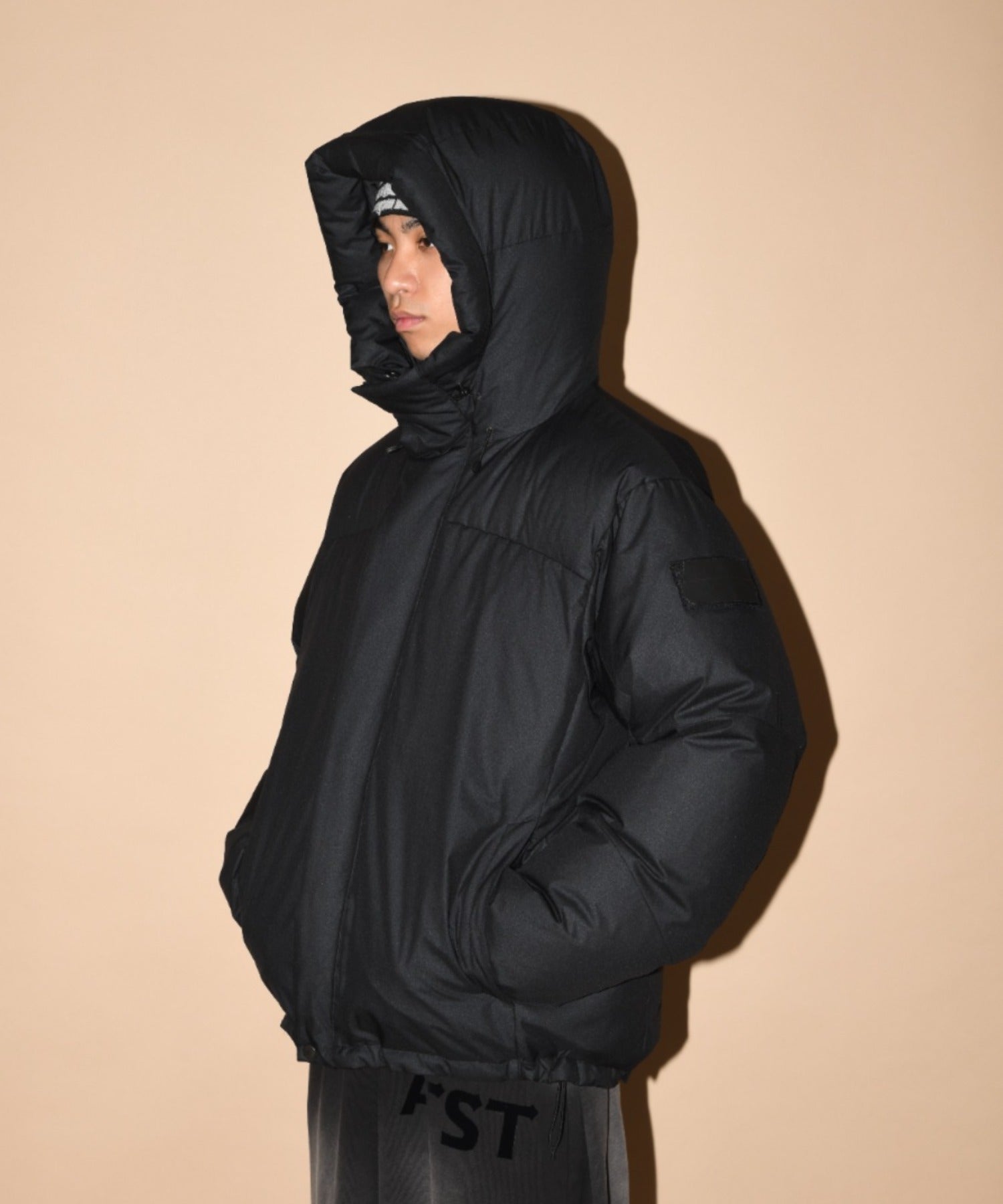 AOAP Collaboration Down Jacket - black