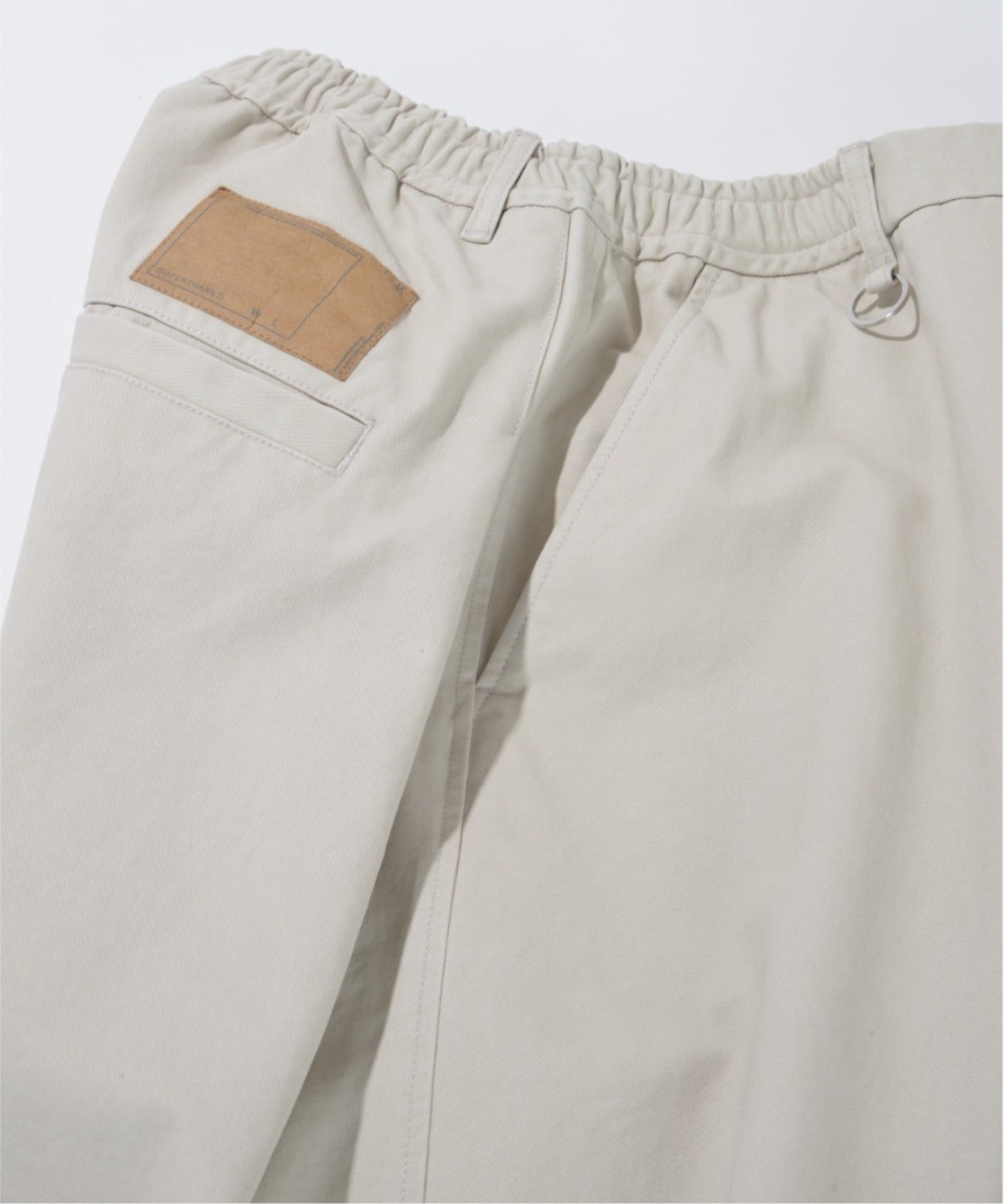 Pigment dyed Twill Side-tuck Wide Pants - ivory