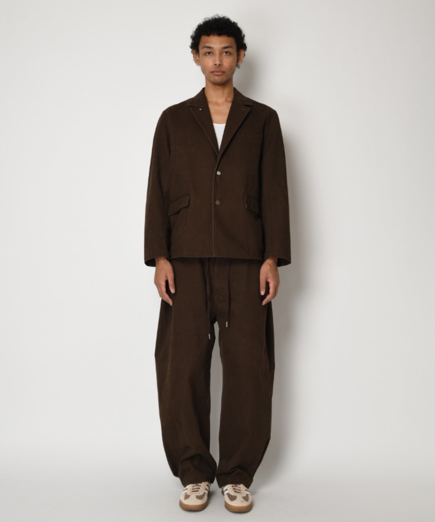 Pigment dyed Twill Side-tuck Wide Pants - black