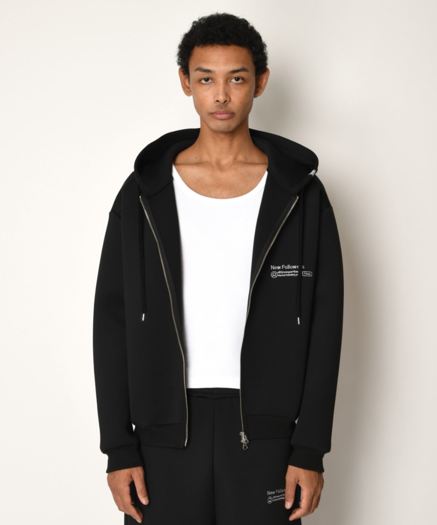 Double-knit Embroidery Zip-Hoodie - black