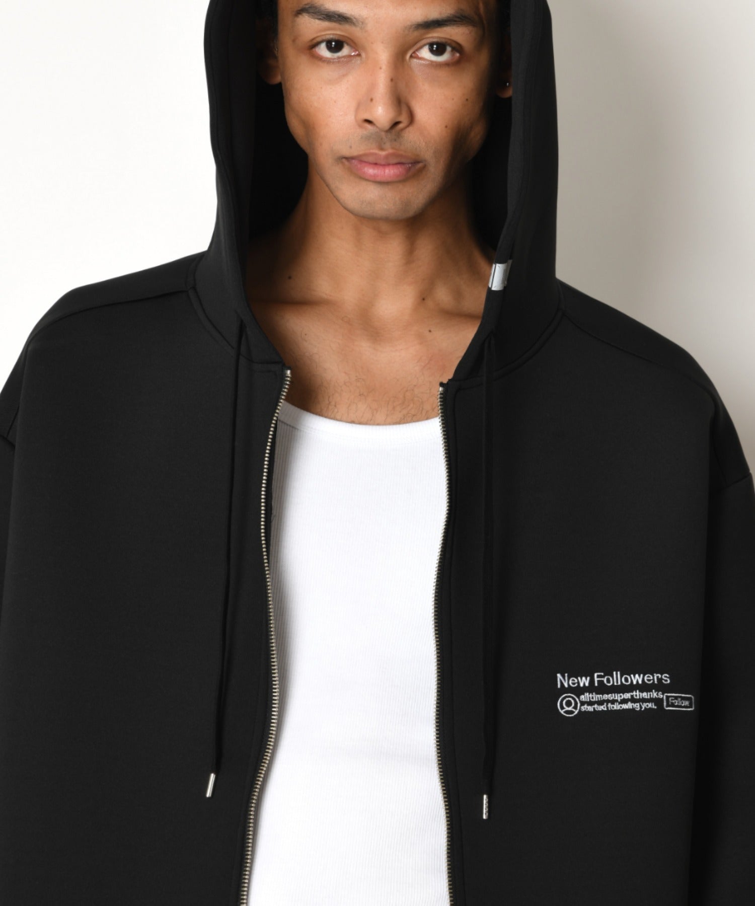 Double-knit Embroidery Zip-Hoodie - black
