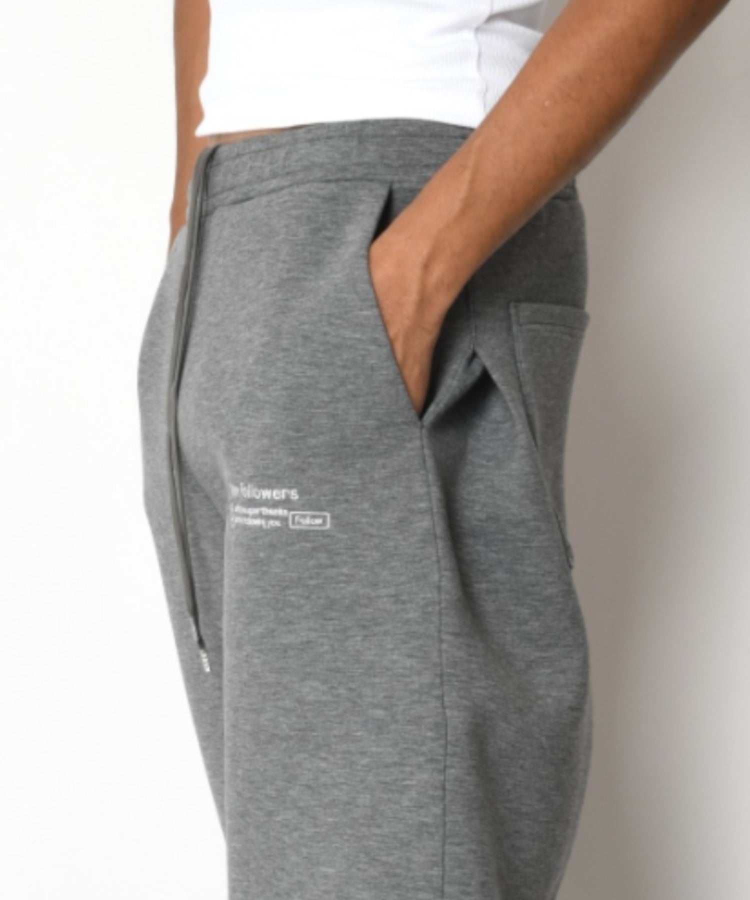 Double-knit Embroidery Side-tuck Wide Pants - ash c.gray