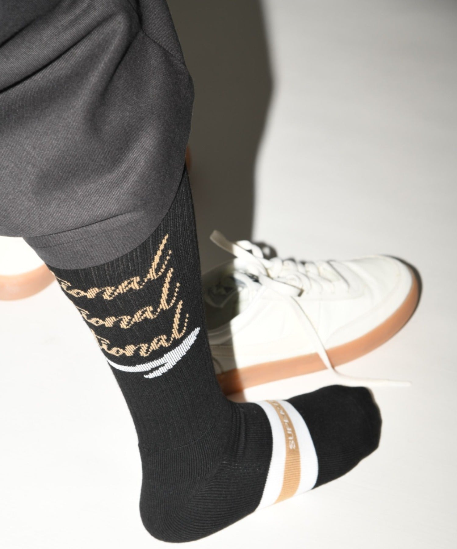"emotional"High-socks - black